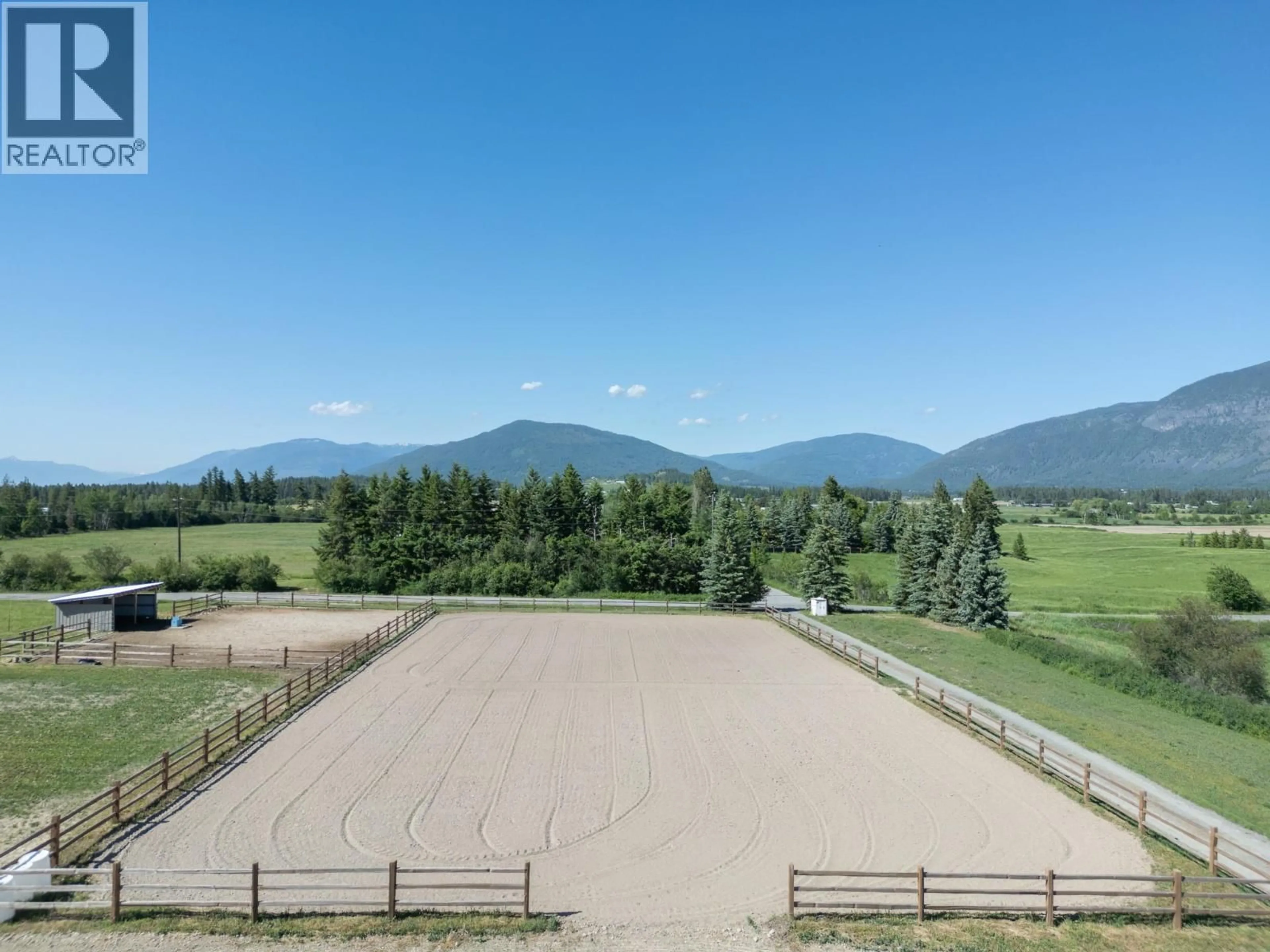 A pic from outside/outdoor area/front of a property/back of a property/a pic from drone, mountain view for 2315 16TH STREET, Lister British Columbia V0B1G2