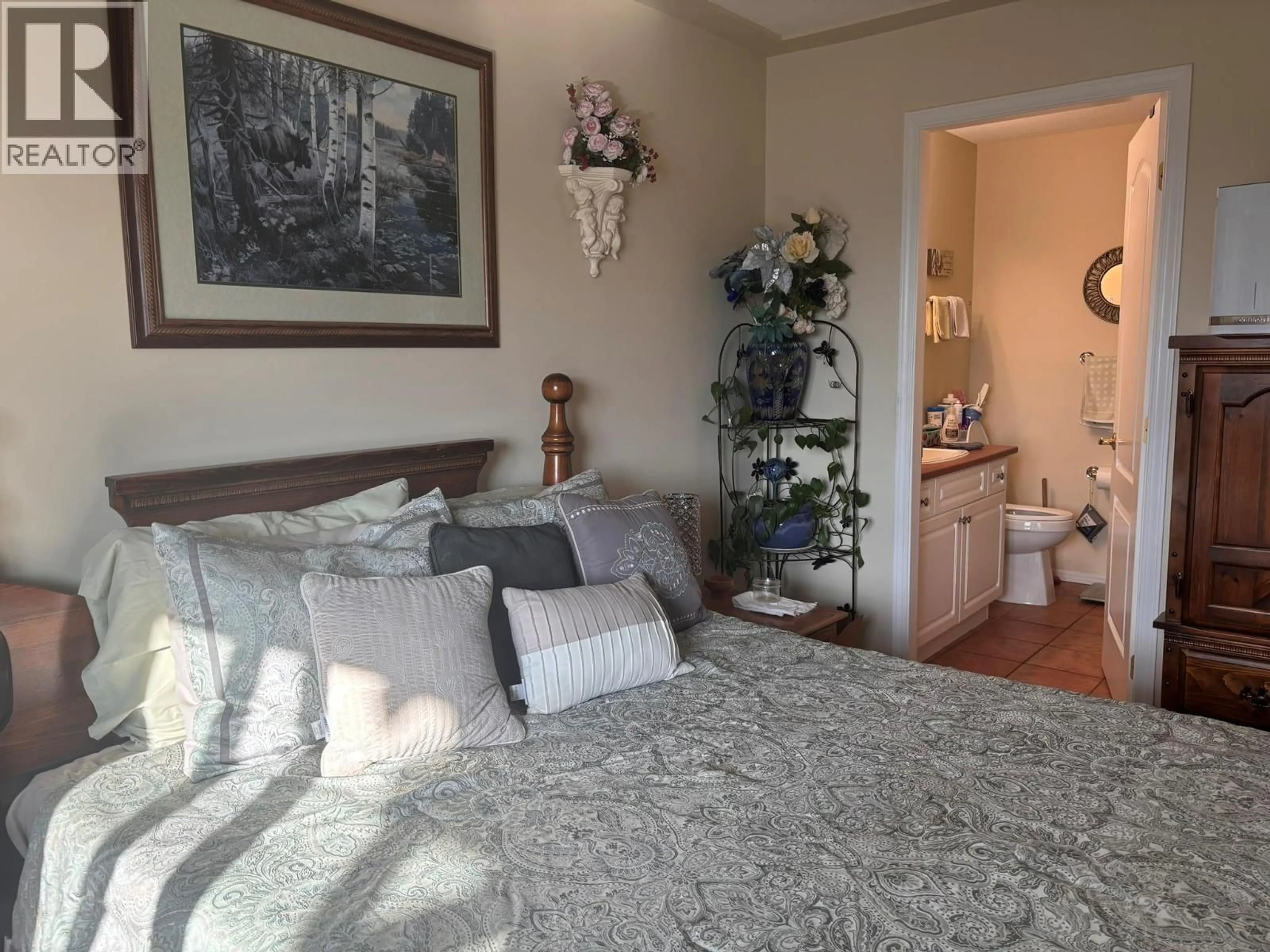 A pic of a room for 304 - 2169 FLAMINGO ROAD, Kamloops British Columbia V2C4J8