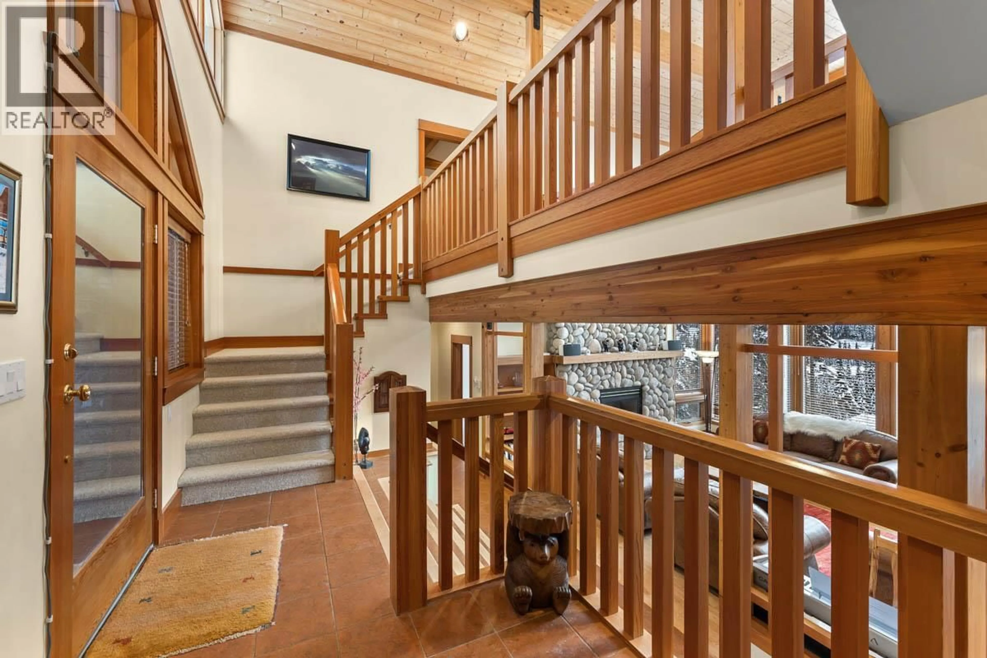 Indoor foyer for 4119 SUNDANCE DRIVE, Sun Peaks British Columbia V0E5N0