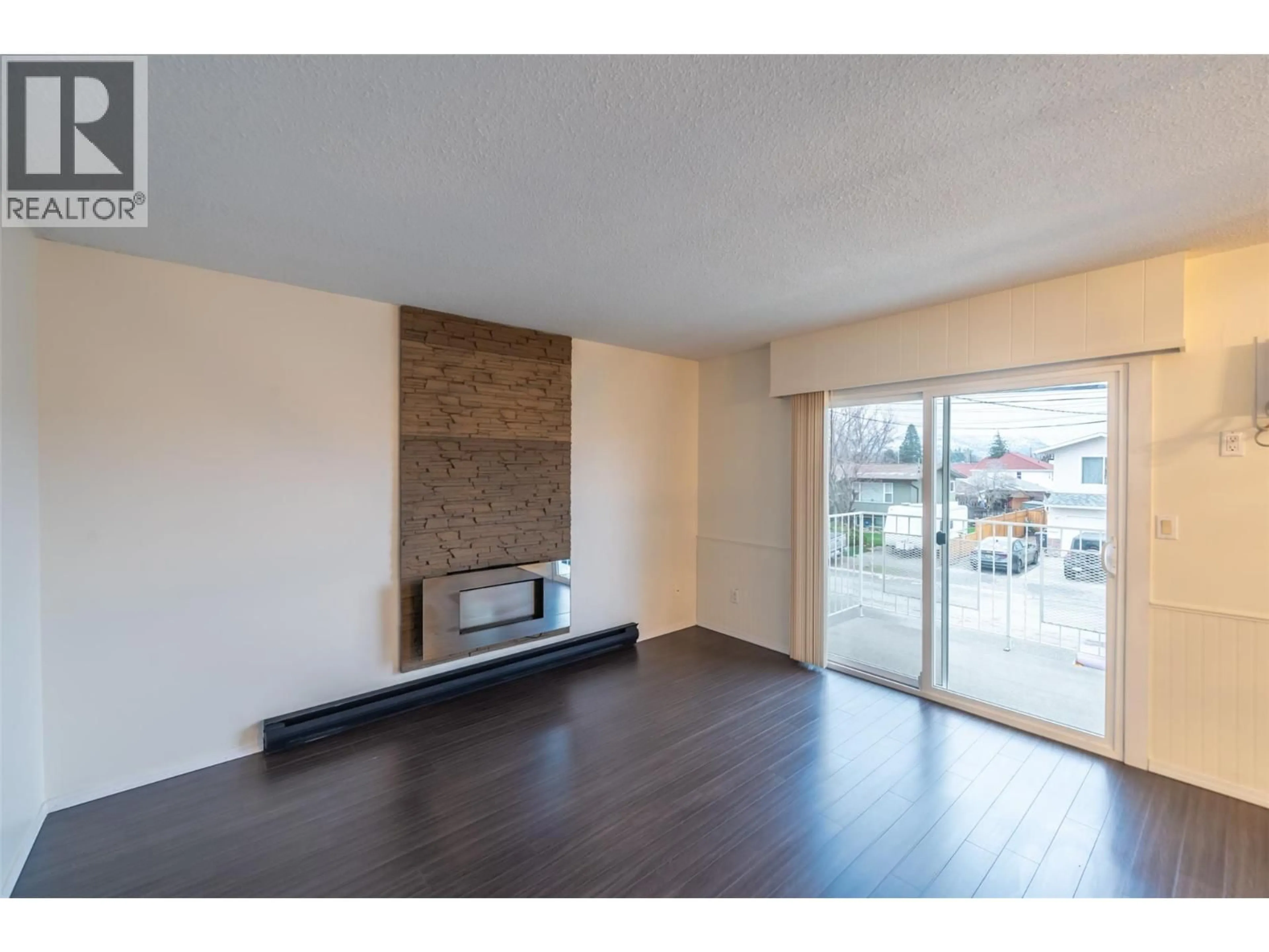 Unknown for 204 - 198 ROY AVENUE, Penticton British Columbia V2A3M9