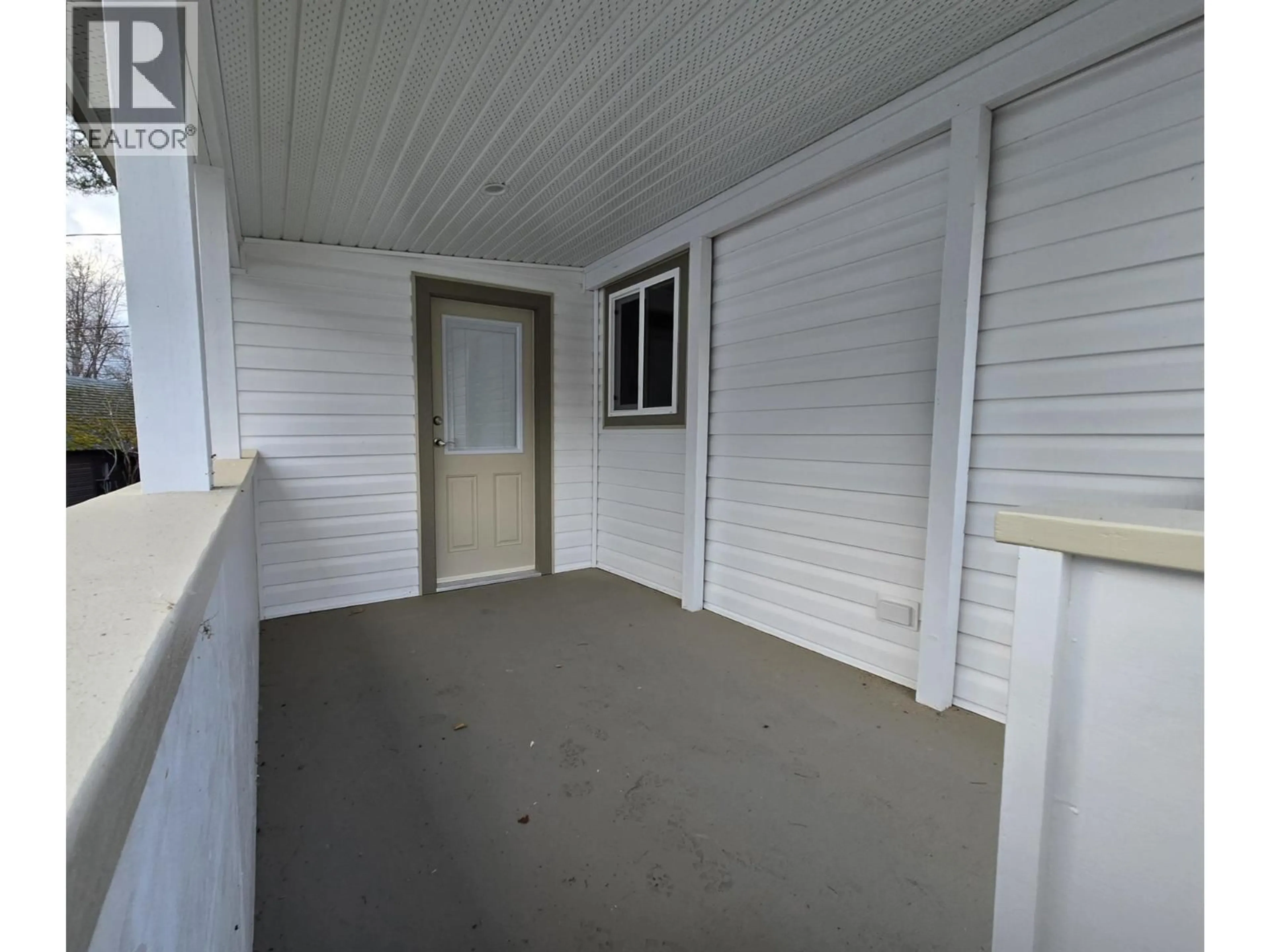 Unknown for 9 - 4029 BROADWATER ROAD, Robson British Columbia V1N4V6