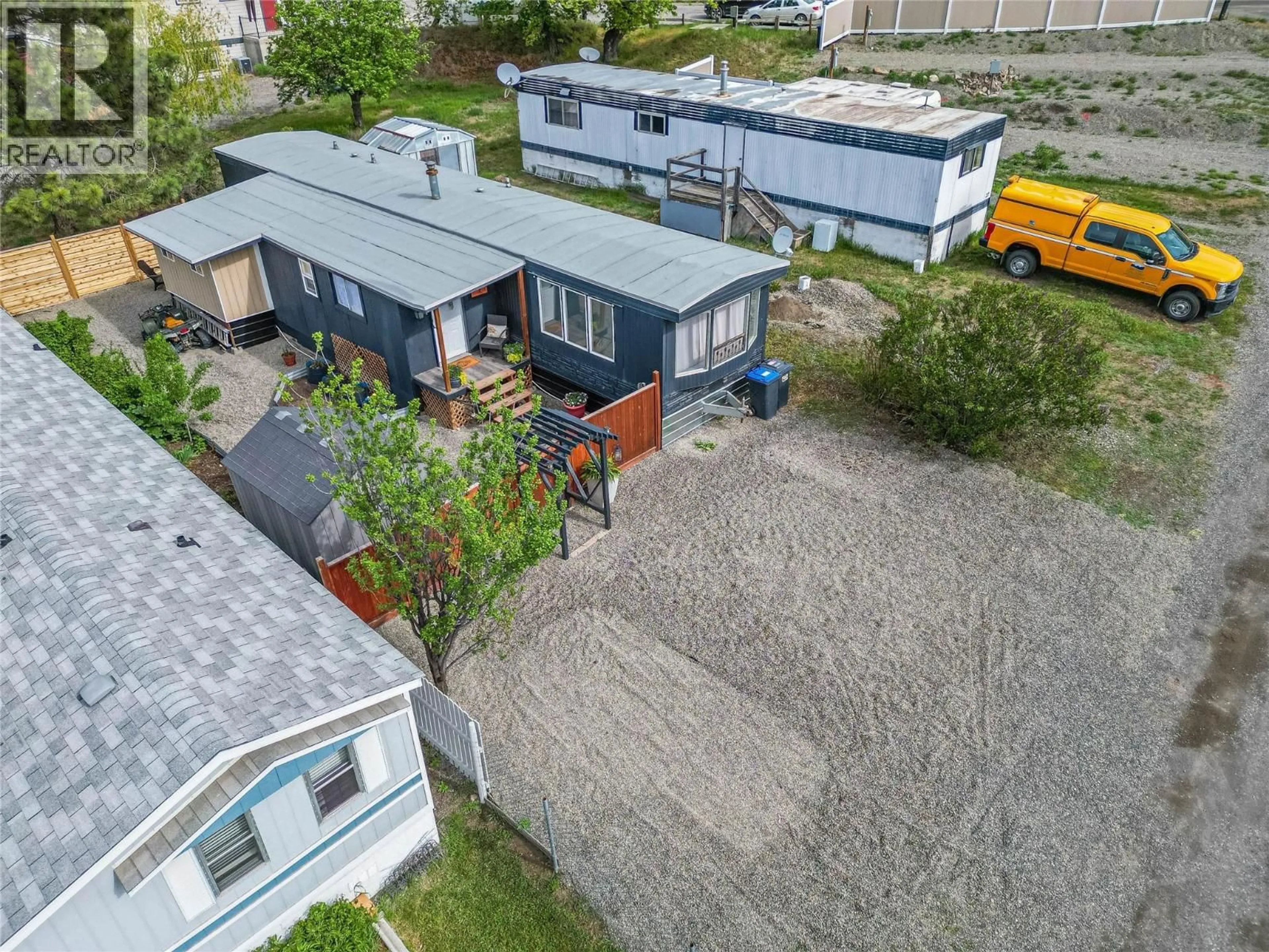 A pic from outside/outdoor area/front of a property/back of a property/a pic from drone, street for 21 - 4796 TRANS CANADA HIGHWAY, Kamloops British Columbia V1S2A8