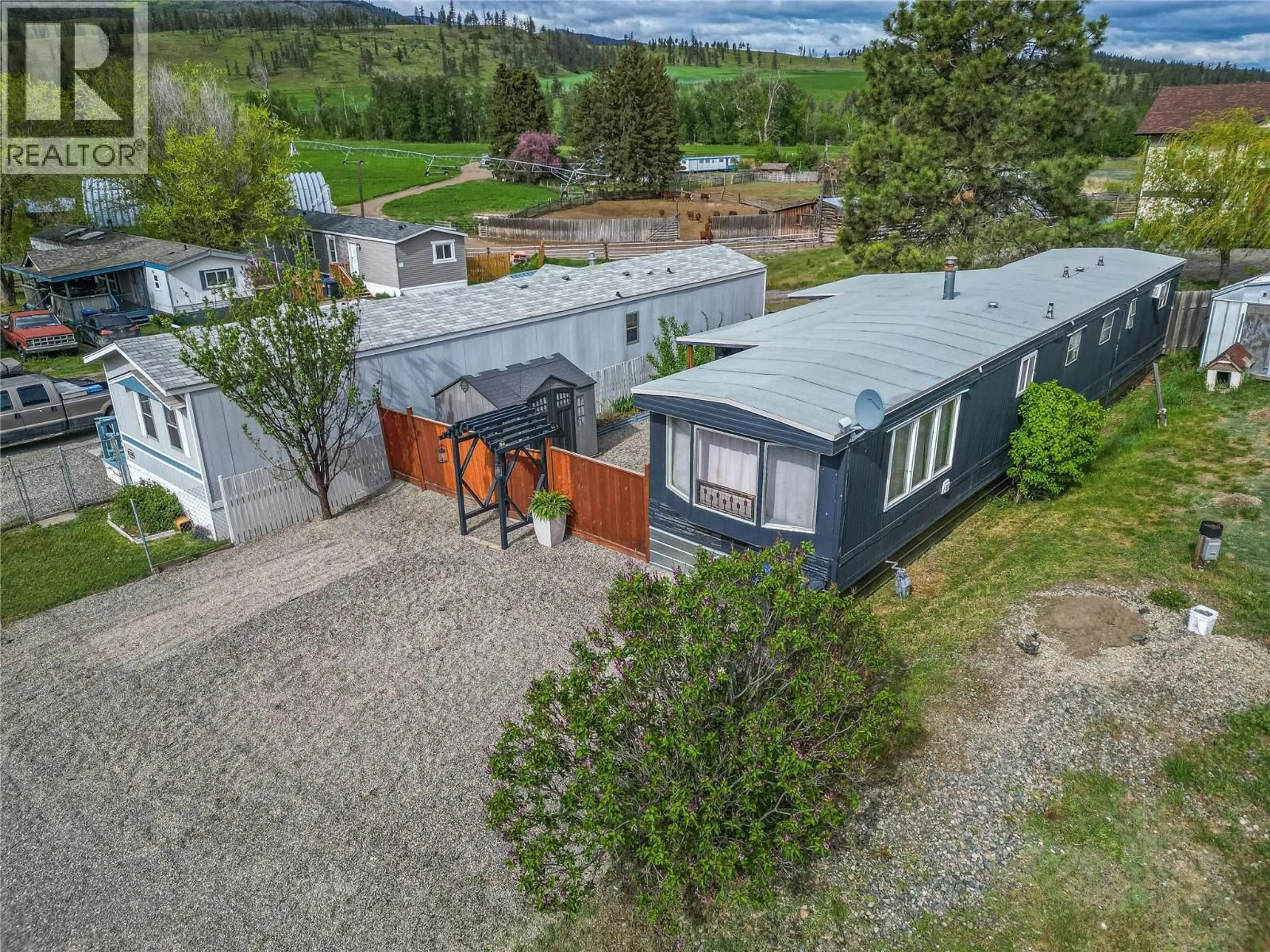 A pic from outside/outdoor area/front of a property/back of a property/a pic from drone, unknown for 21 - 4796 TRANS CANADA HIGHWAY, Kamloops British Columbia V1S2A8