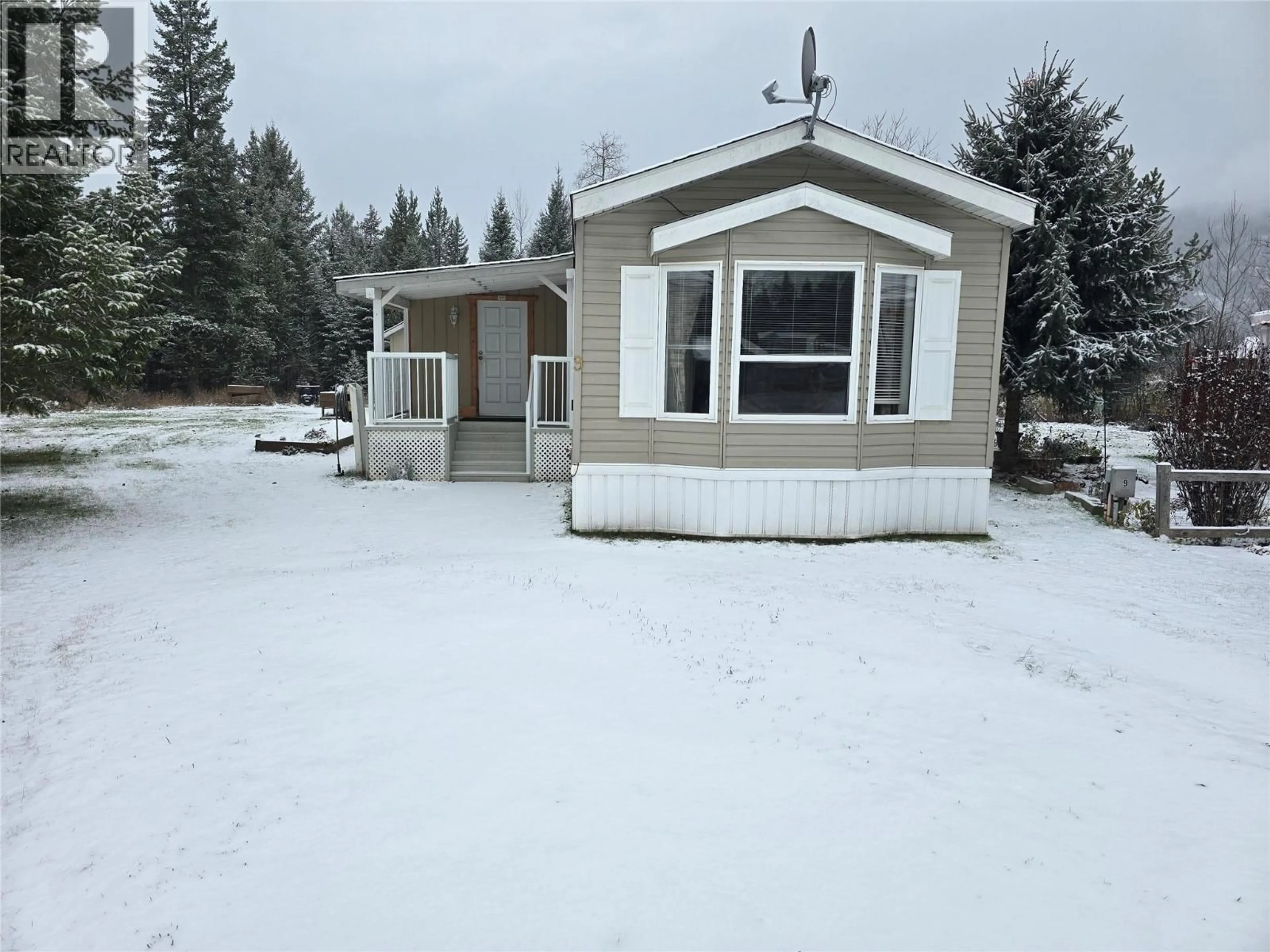 Unknown for 9 - 130 FERRY ROAD, Clearwater British Columbia V0E1N2