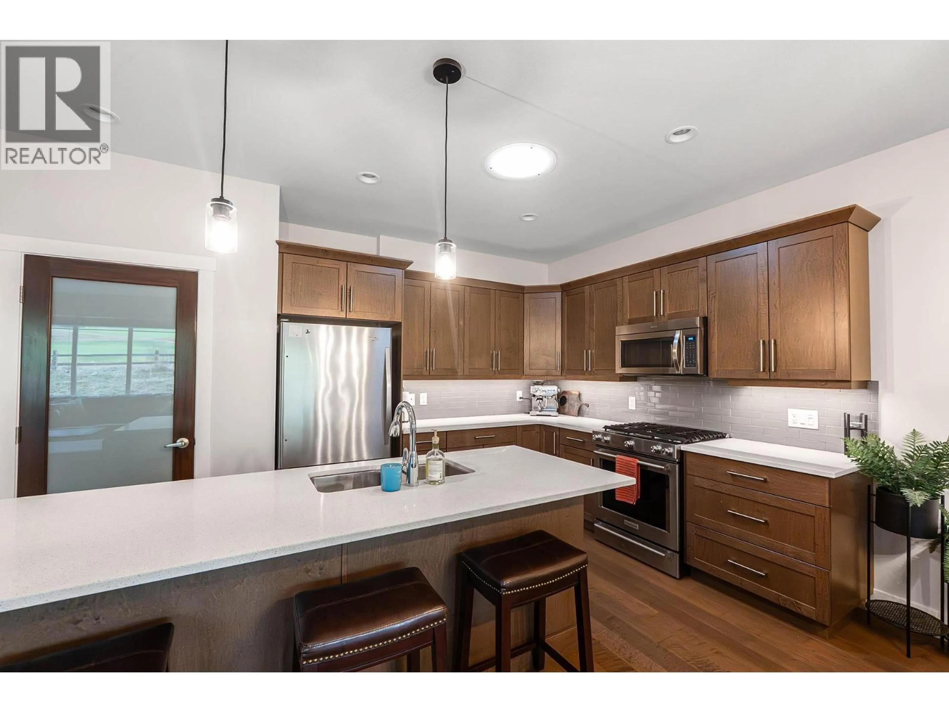 Open concept kitchen, unknown for 1769 TOWER RANCH DRIVE, Kelowna British Columbia V1P1T2
