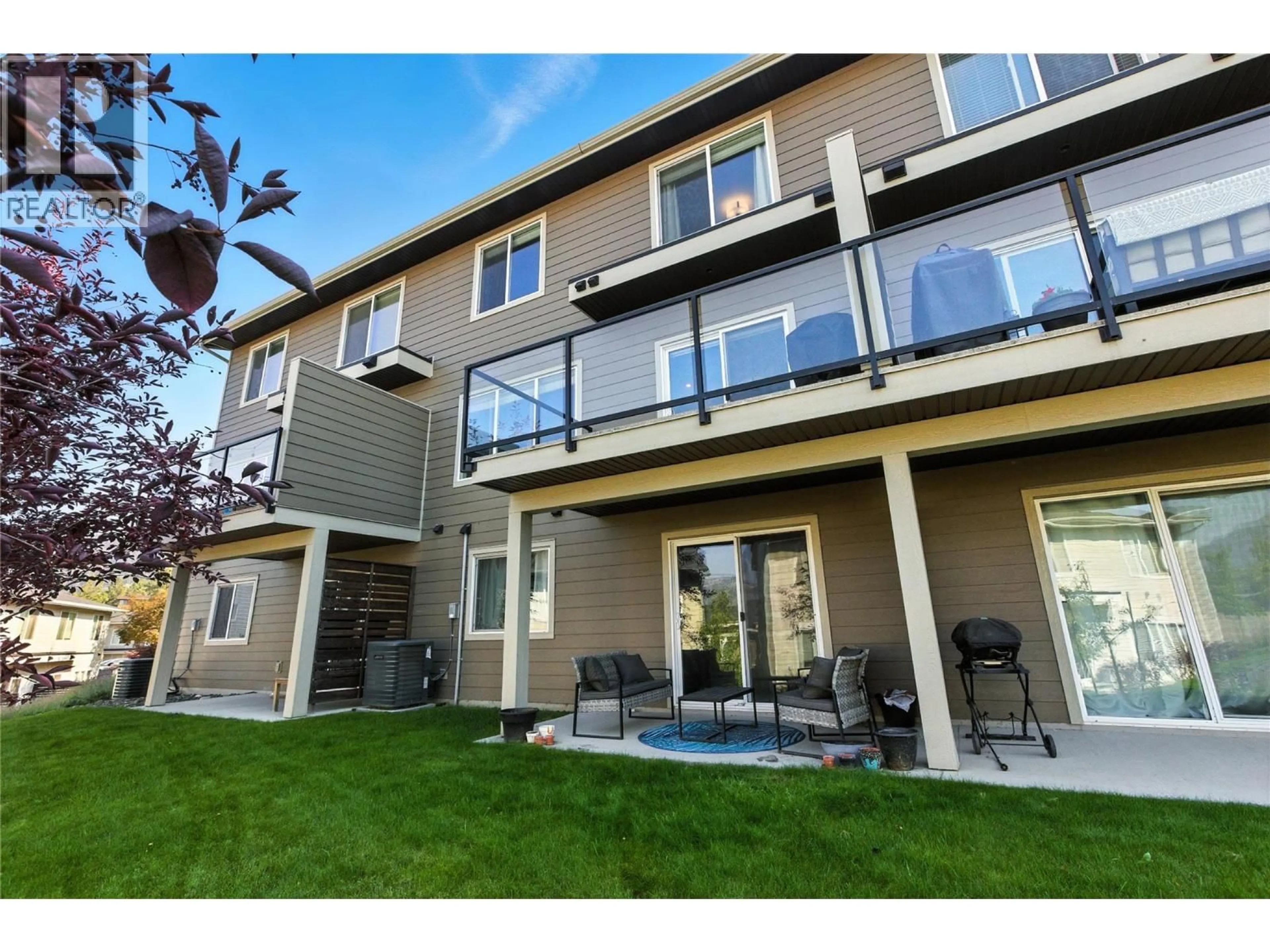 Patio, unknown for 132 - 1993 QU'APPELLE BOULEVARD, Kamloops British Columbia V2E0C2