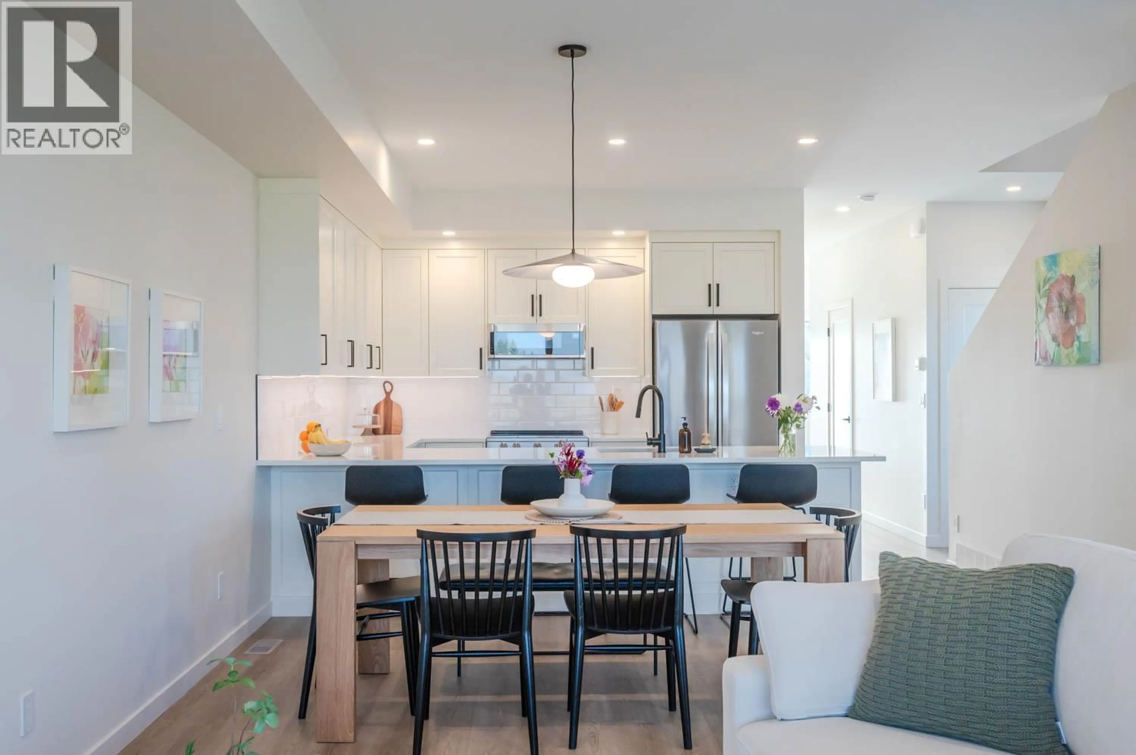 Open concept kitchen, unknown for 107 - 158 DEER PLACE, Penticton British Columbia V2A0J7