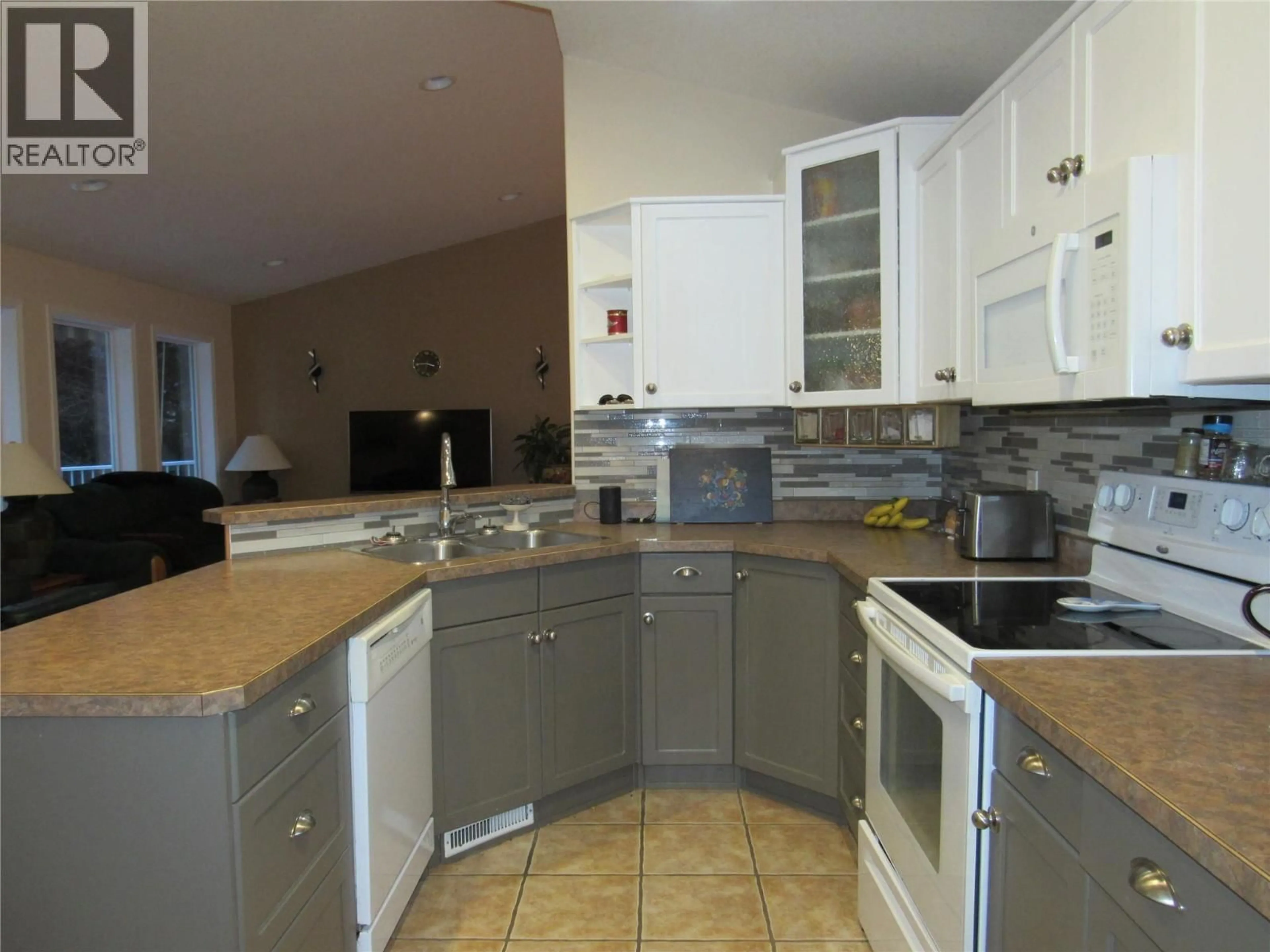 Unknown for 1659 GREYSTONE PLACE, Castlegar British Columbia V1N4J4