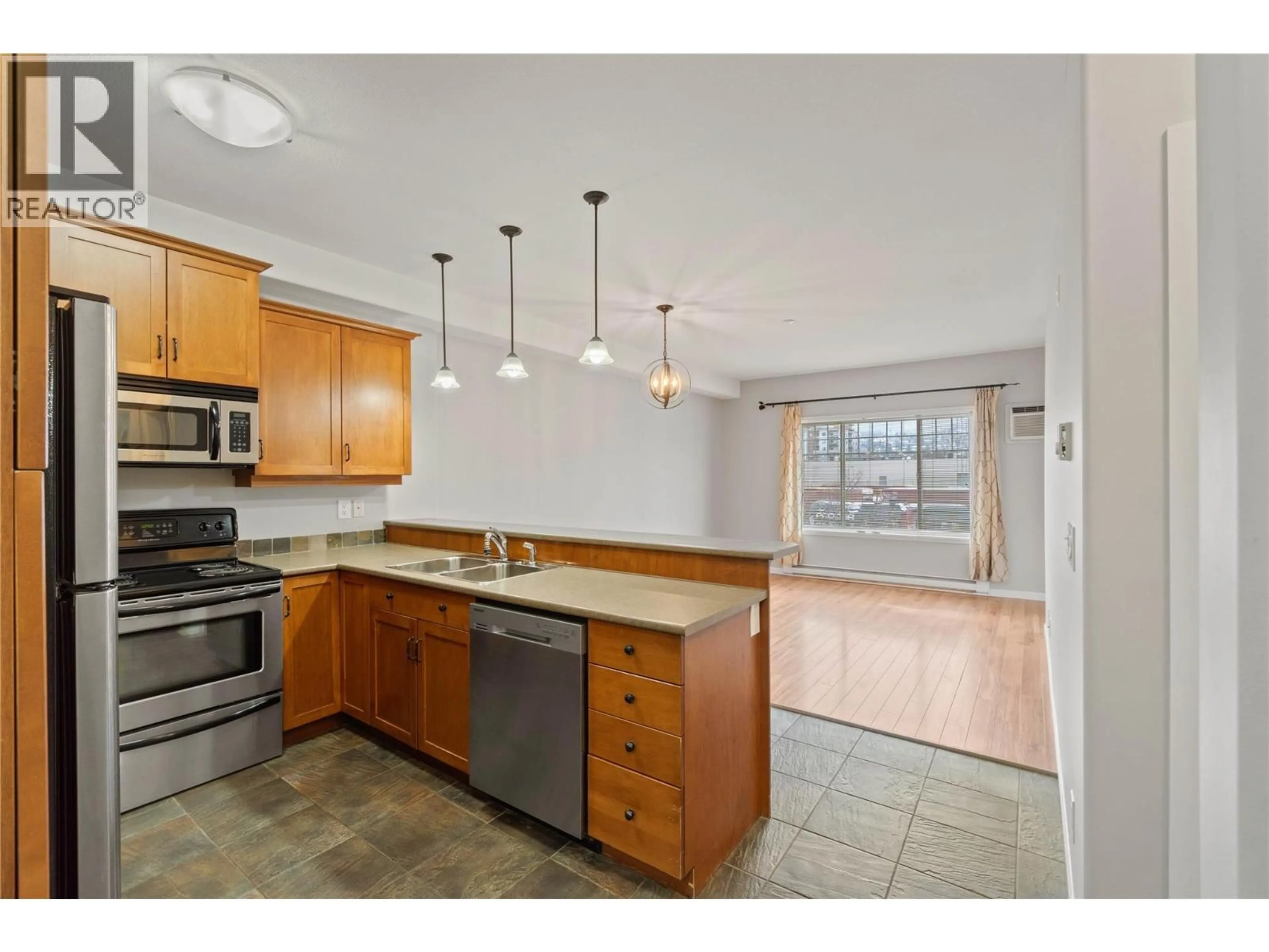 Open concept kitchen, unknown for 311 - 550 LORNE STREET, Kamloops British Columbia V2C1W3