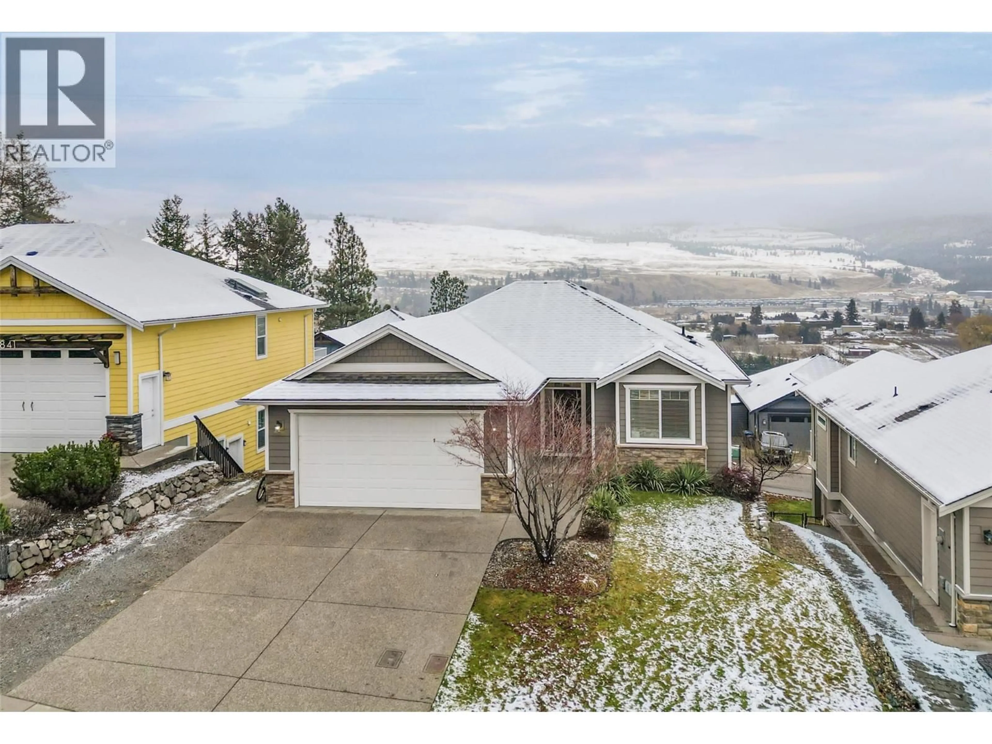 A pic from outside/outdoor area/front of a property/back of a property/a pic from drone, mountain view for 9829 CRIMSON ROAD, Lake Country British Columbia V4V2R9