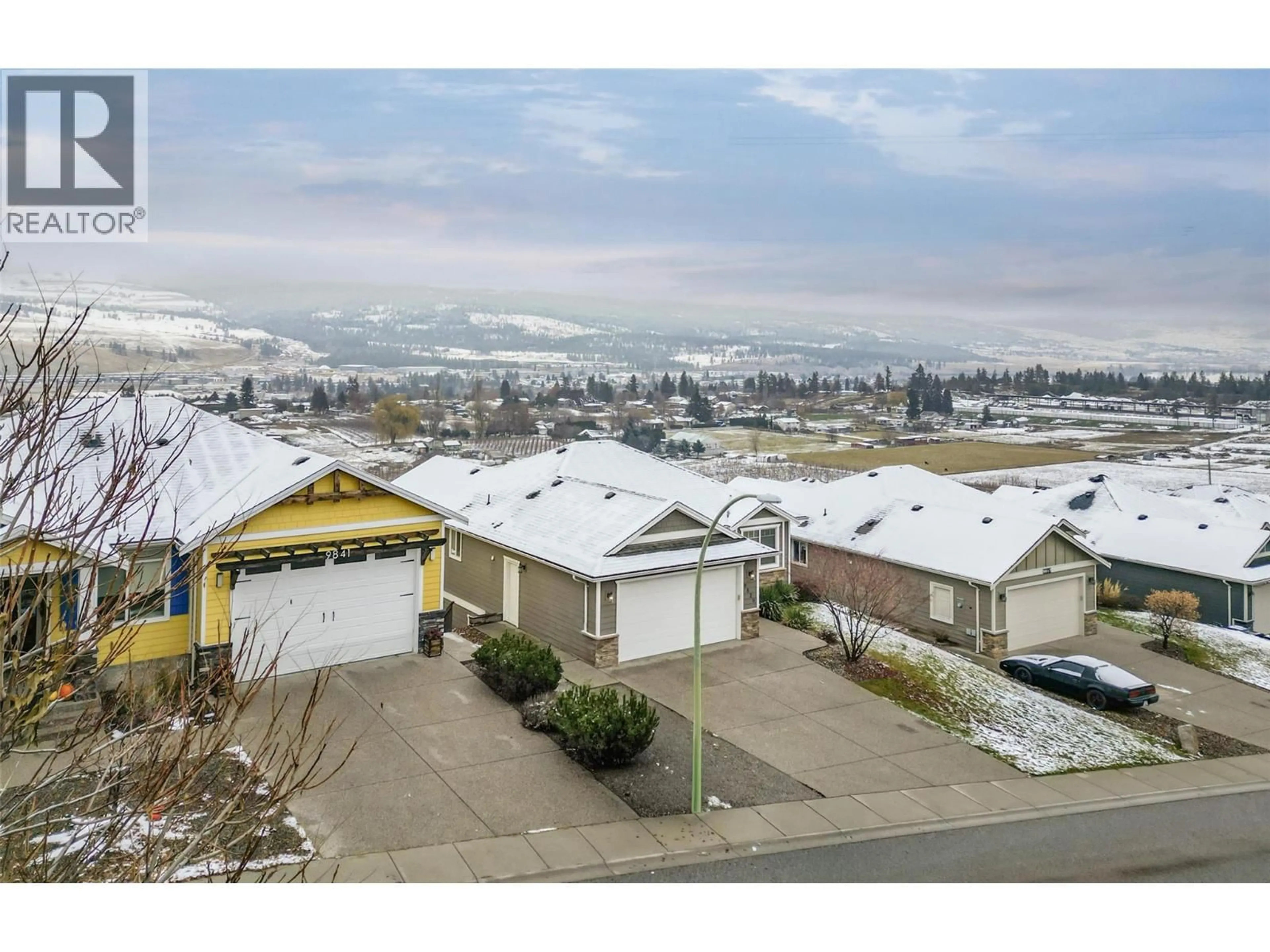 A pic from outside/outdoor area/front of a property/back of a property/a pic from drone, mountain view for 9829 CRIMSON ROAD, Lake Country British Columbia V4V2R9