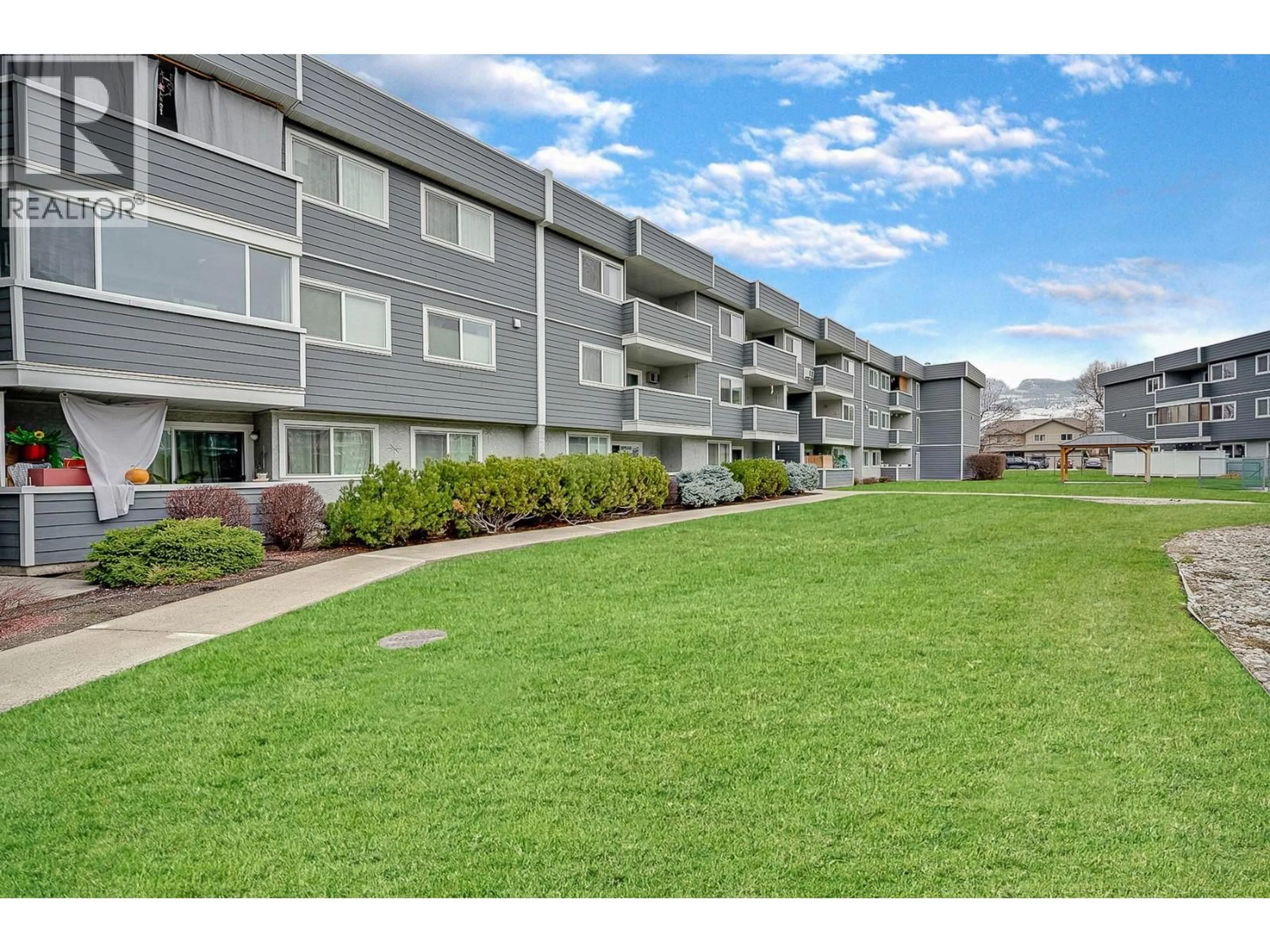 A pic from outside/outdoor area/front of a property/back of a property/a pic from drone, mountain view for 142 - 715 LEATHEAD ROAD, Kelowna British Columbia V1X5W3