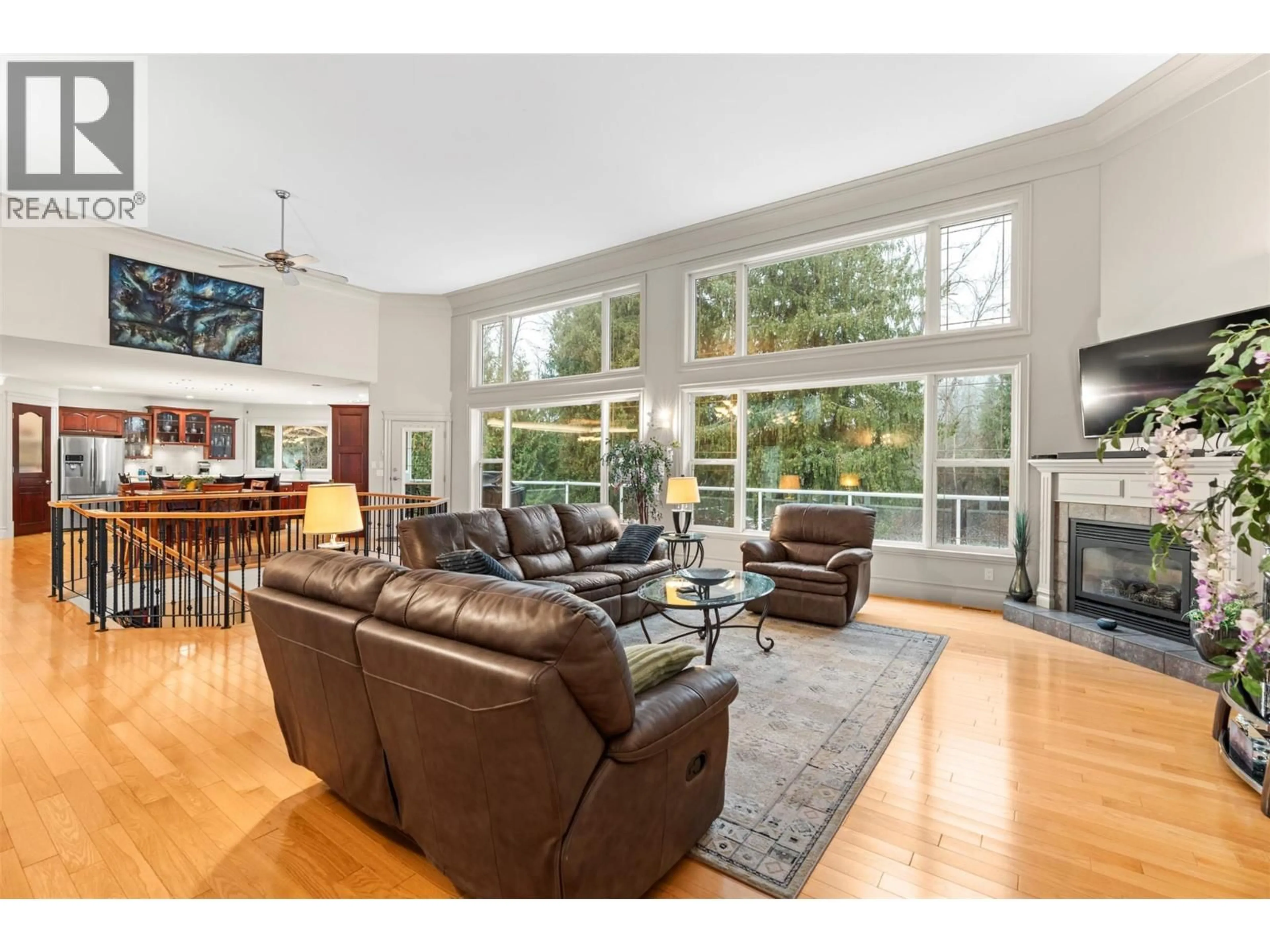 Living room with furniture, unknown for 1200 TRANS CANADA HIGHWAY, Sicamous British Columbia V0E2V0