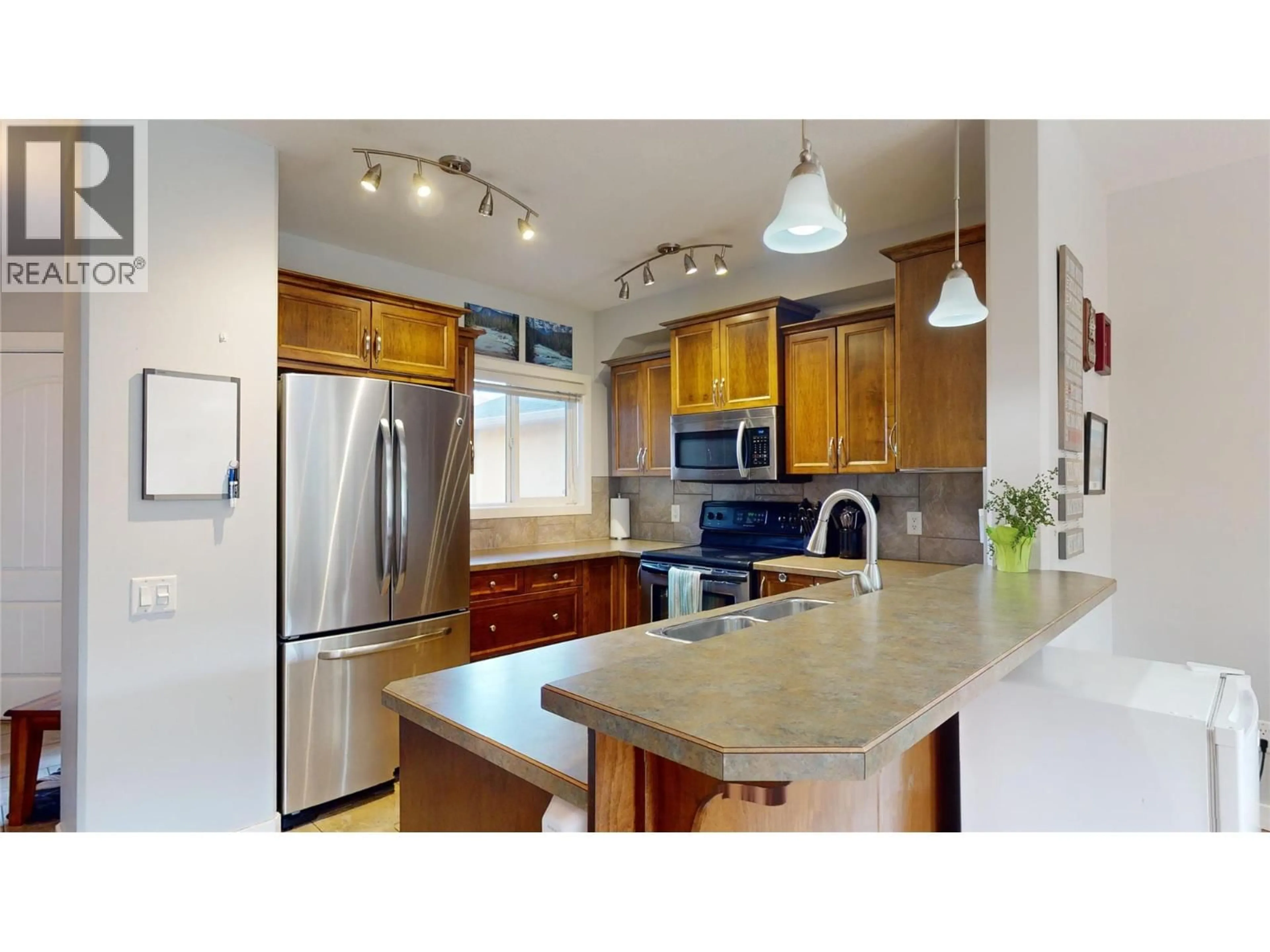 Open concept kitchen, unknown for 21 - 218 GLEN PARK DRIVE, Kelowna British Columbia V1V2W3