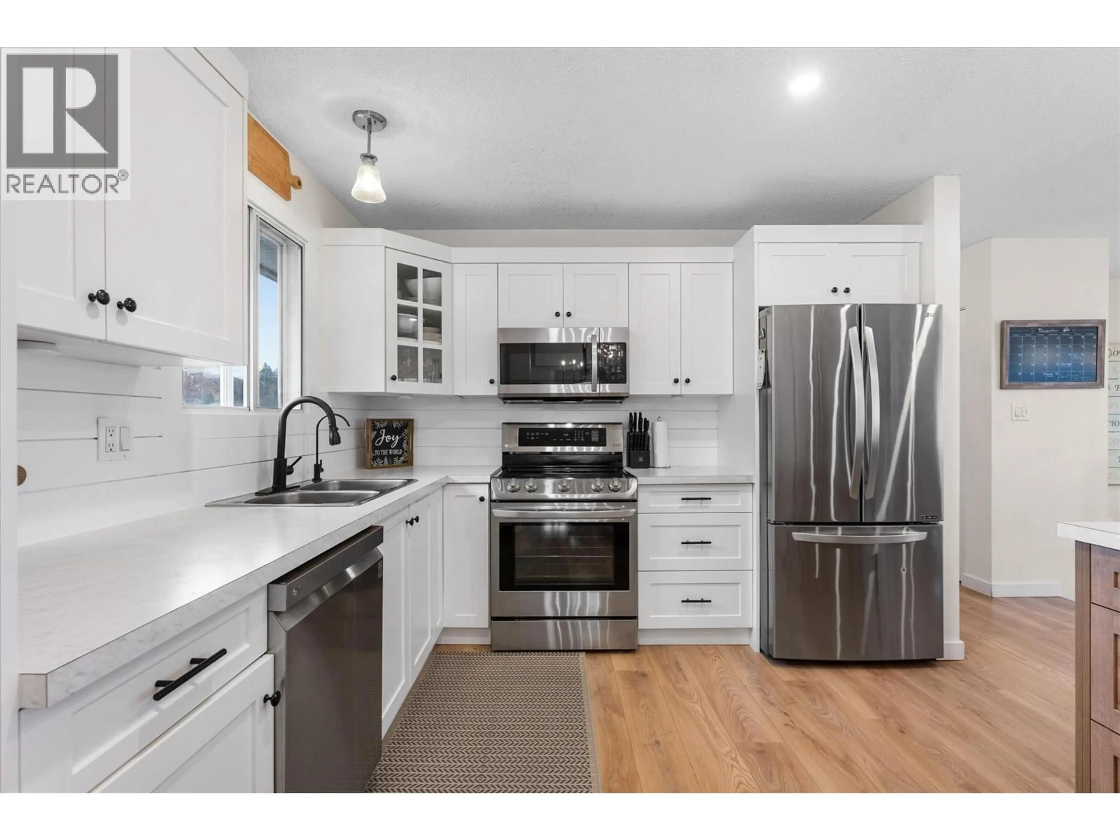 Open concept kitchen, unknown for 815 WAYNE ROAD, Kelowna British Columbia V1X1A4