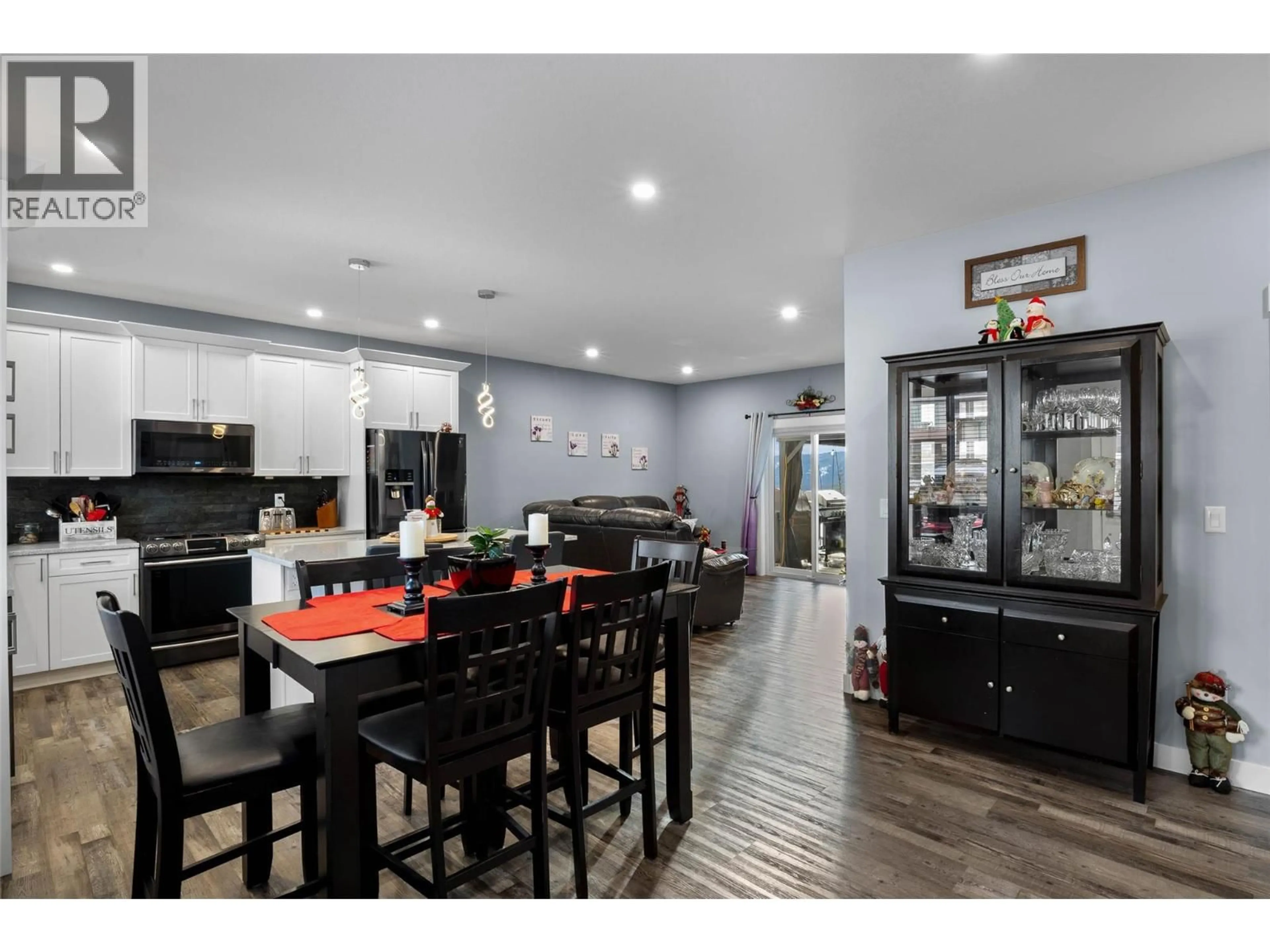 Open concept kitchen, unknown for 248 CALCITE DRIVE, Logan Lake British Columbia V0K1W0