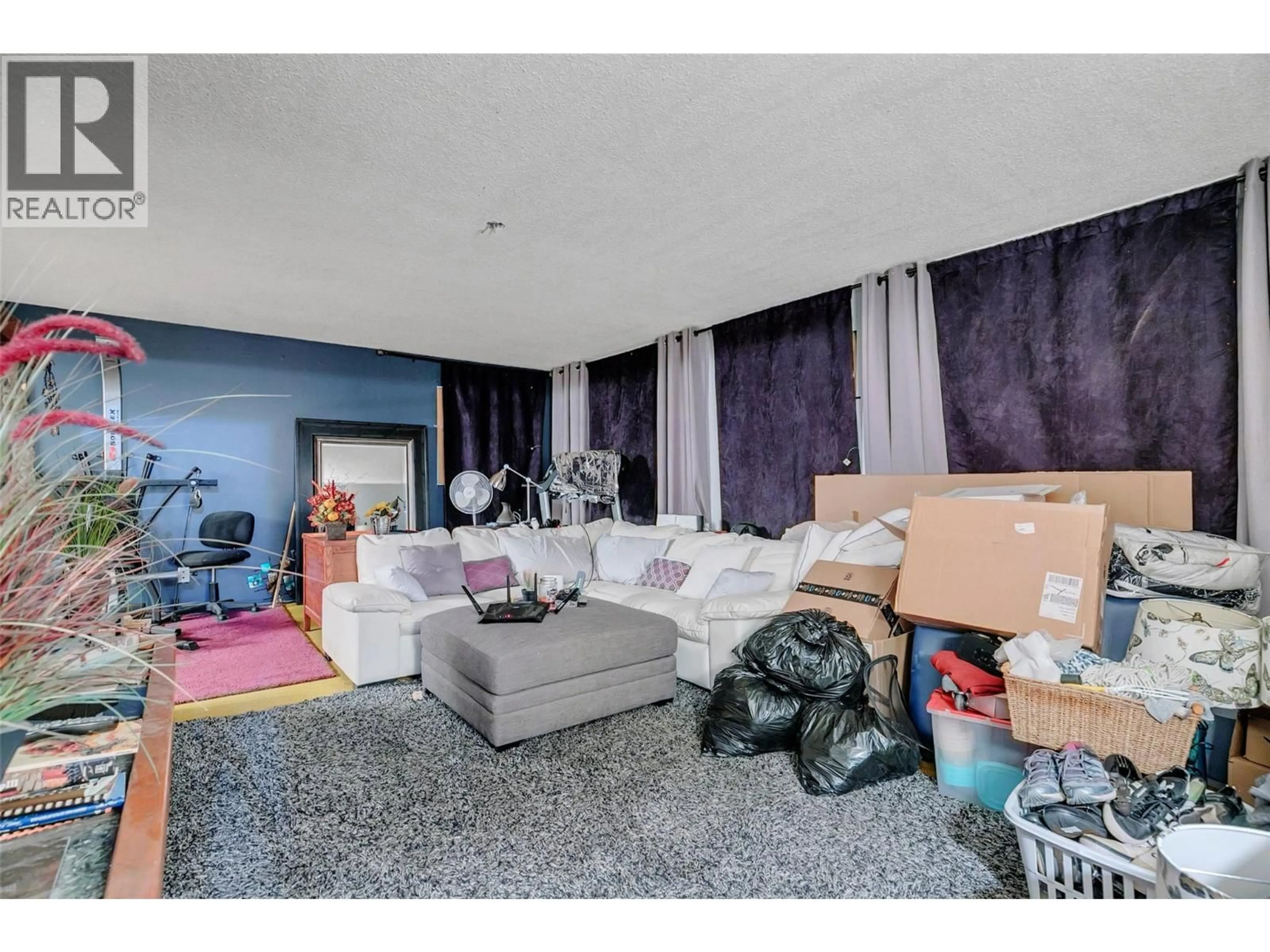 Unknown for 4055 MCCLAIN ROAD, Kelowna British Columbia V1W3Z5