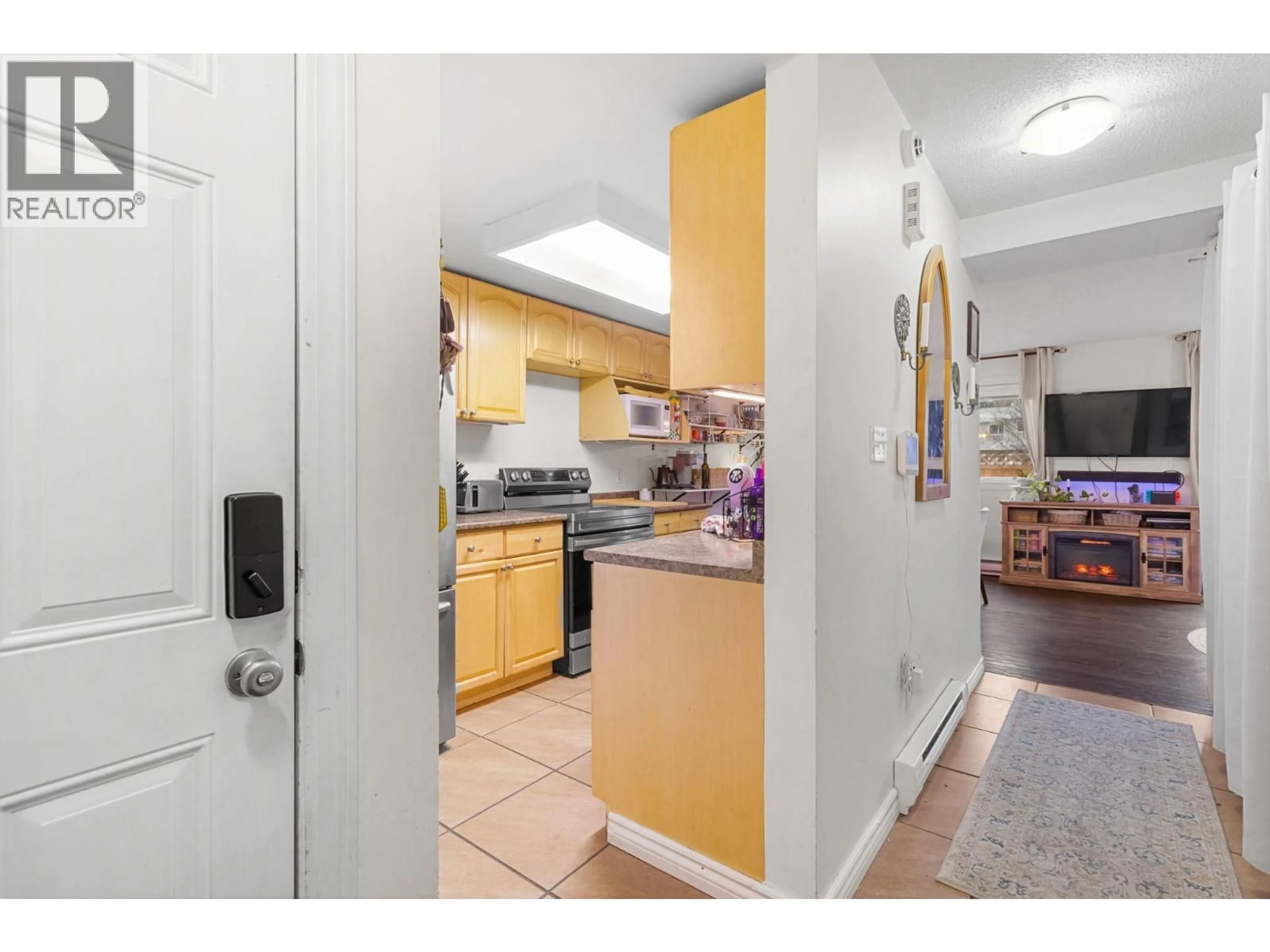 Standard kitchen, unknown for 6 - 1808 45 STREET, Vernon British Columbia V1T7P8