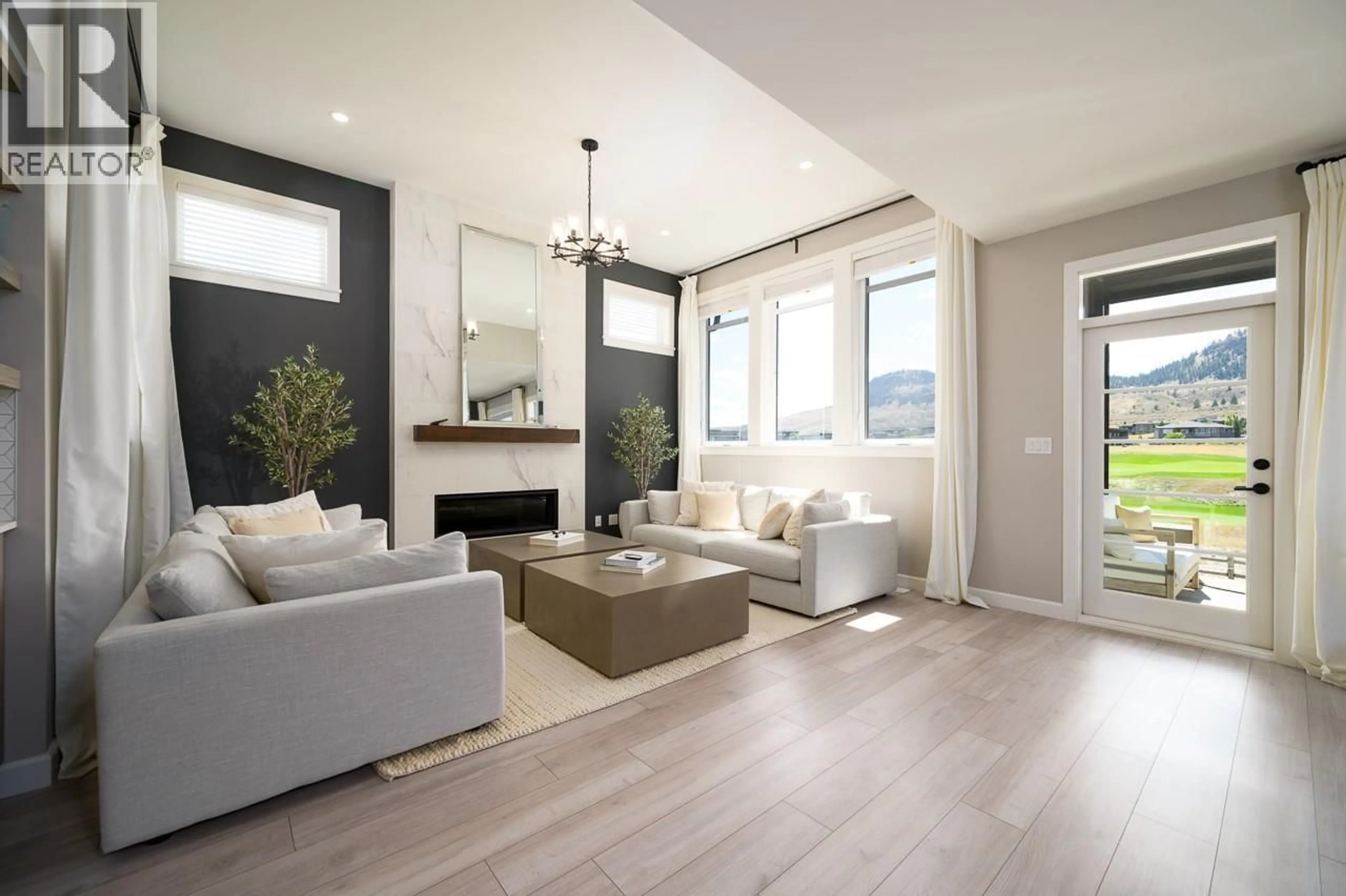 Living room with furniture, unknown for 1 - 260 RUE CHEVAL NOIR OTHER, Kamloops British Columbia V1S0G1