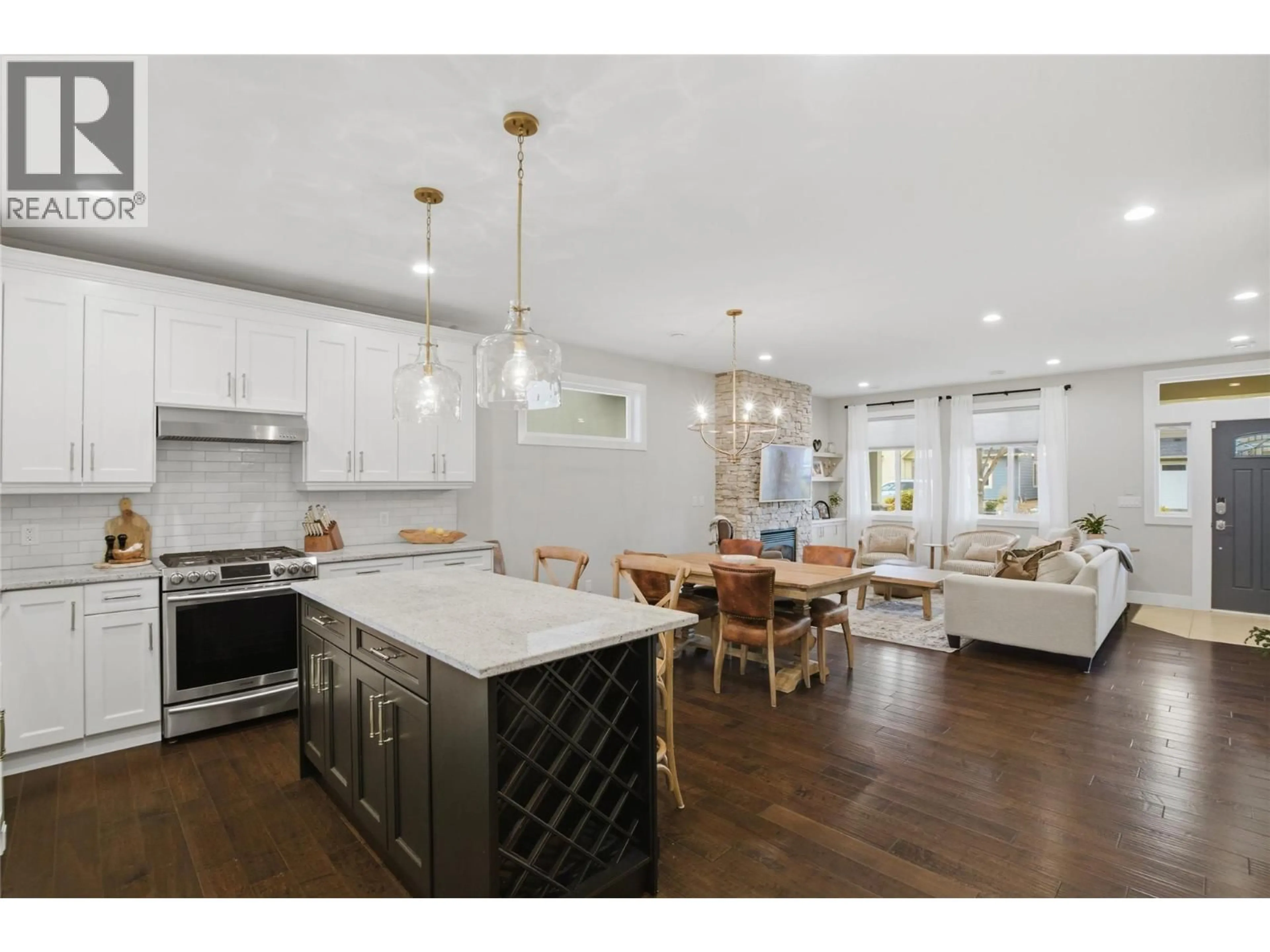 Open concept kitchen, unknown for 2780 BEACHMOUNT CRESCENT, Kamloops British Columbia V2B0E6