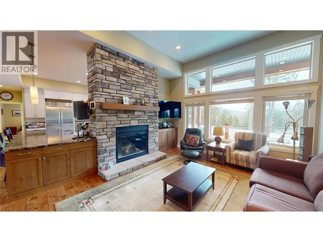 132 PURCELL PLACE, Cranbrook 5