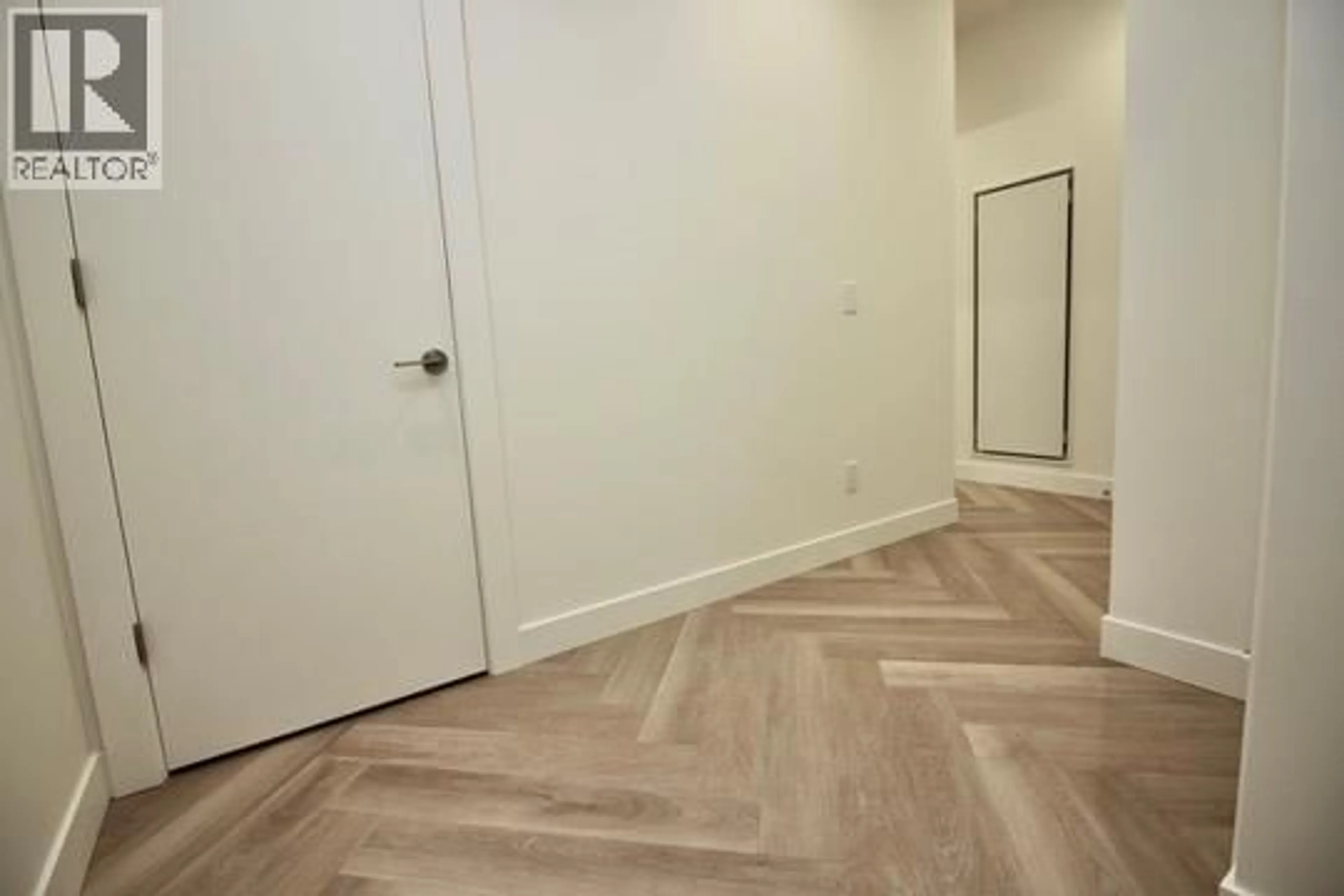 A pic of a room for 411 - 3340 LAKESHORE ROAD, Kelowna British Columbia V1W0H6