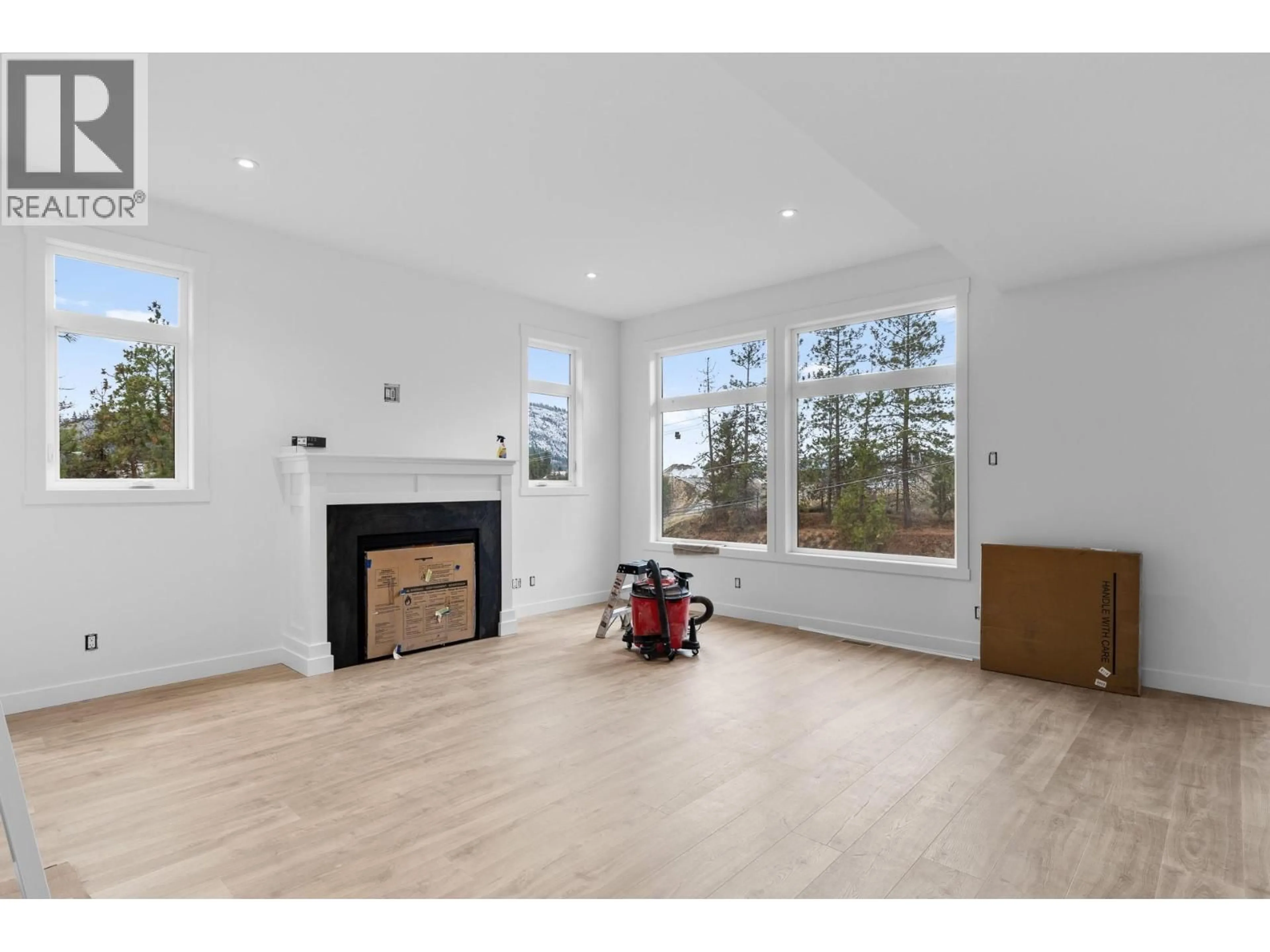 A pic of a room for 2208 SURREY ROAD, West Kelowna British Columbia V1Z2L3