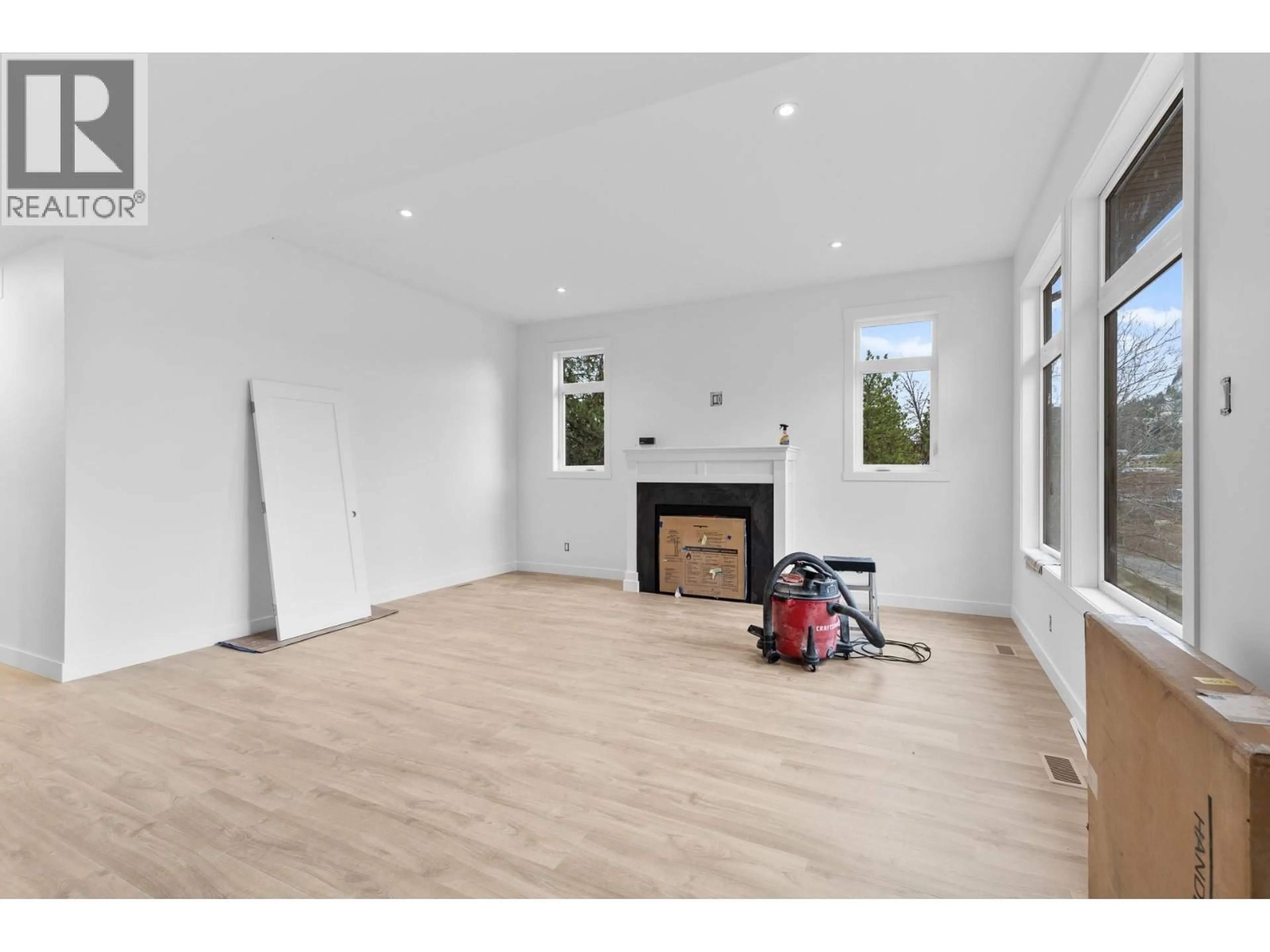 A pic of a room for 2208 SURREY ROAD, West Kelowna British Columbia V1Z2L3