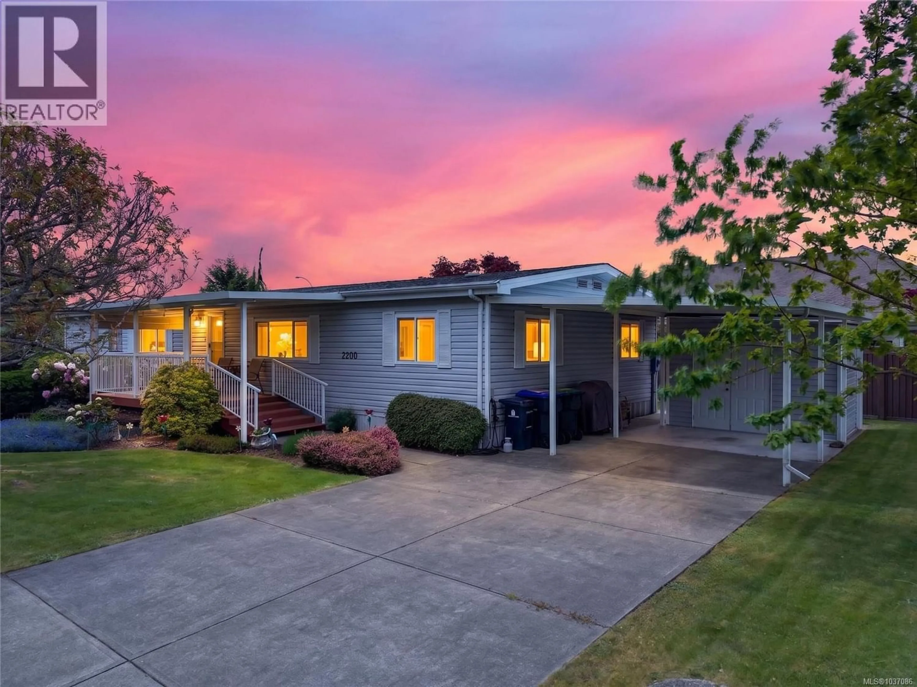 Unknown for 2200 STADACONA DRIVE, Comox British Columbia V9M3P9