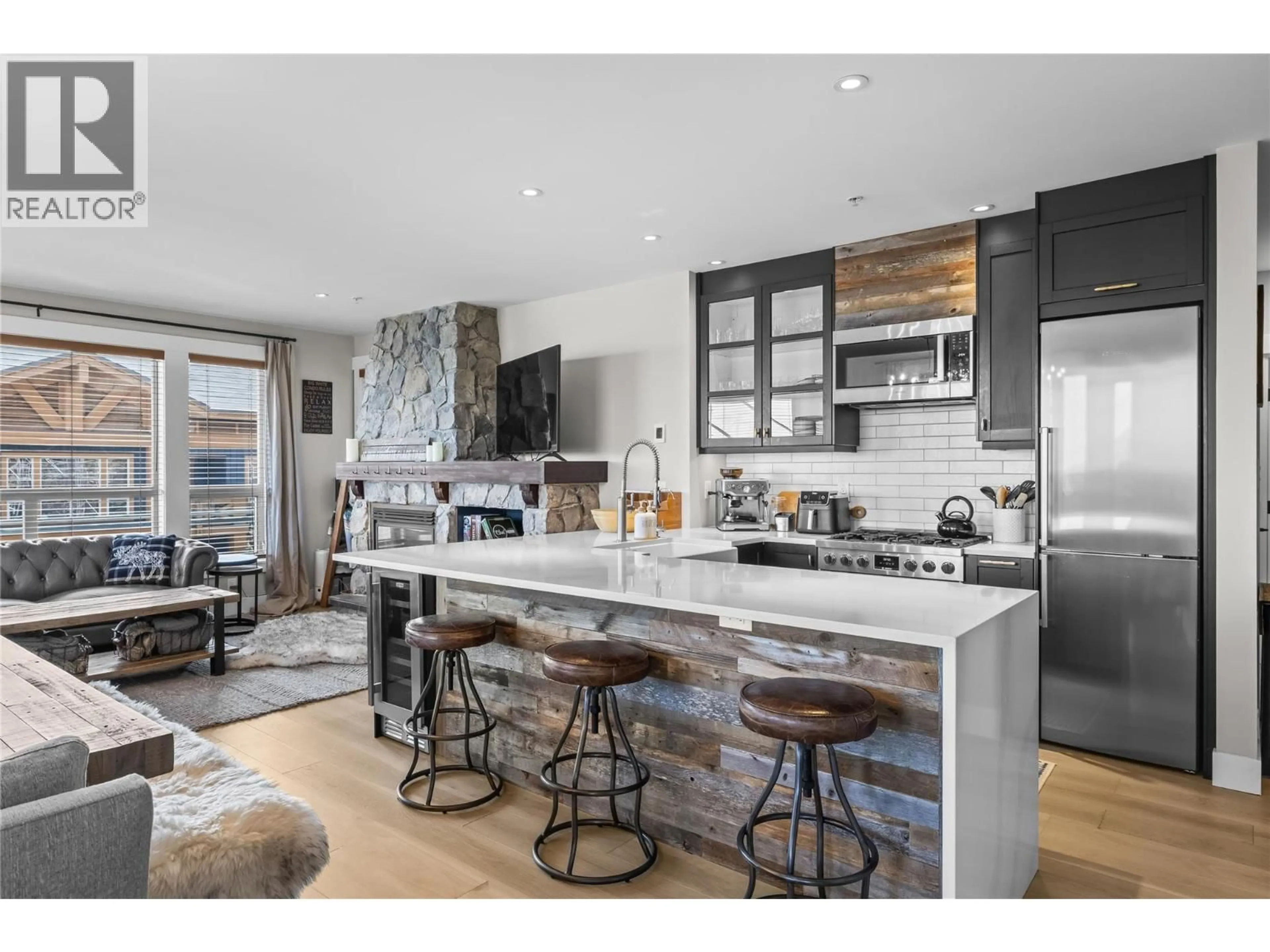 Open concept kitchen, unknown for 101 - 5300 BIG WHITE ROAD, Big White British Columbia V1P1P3