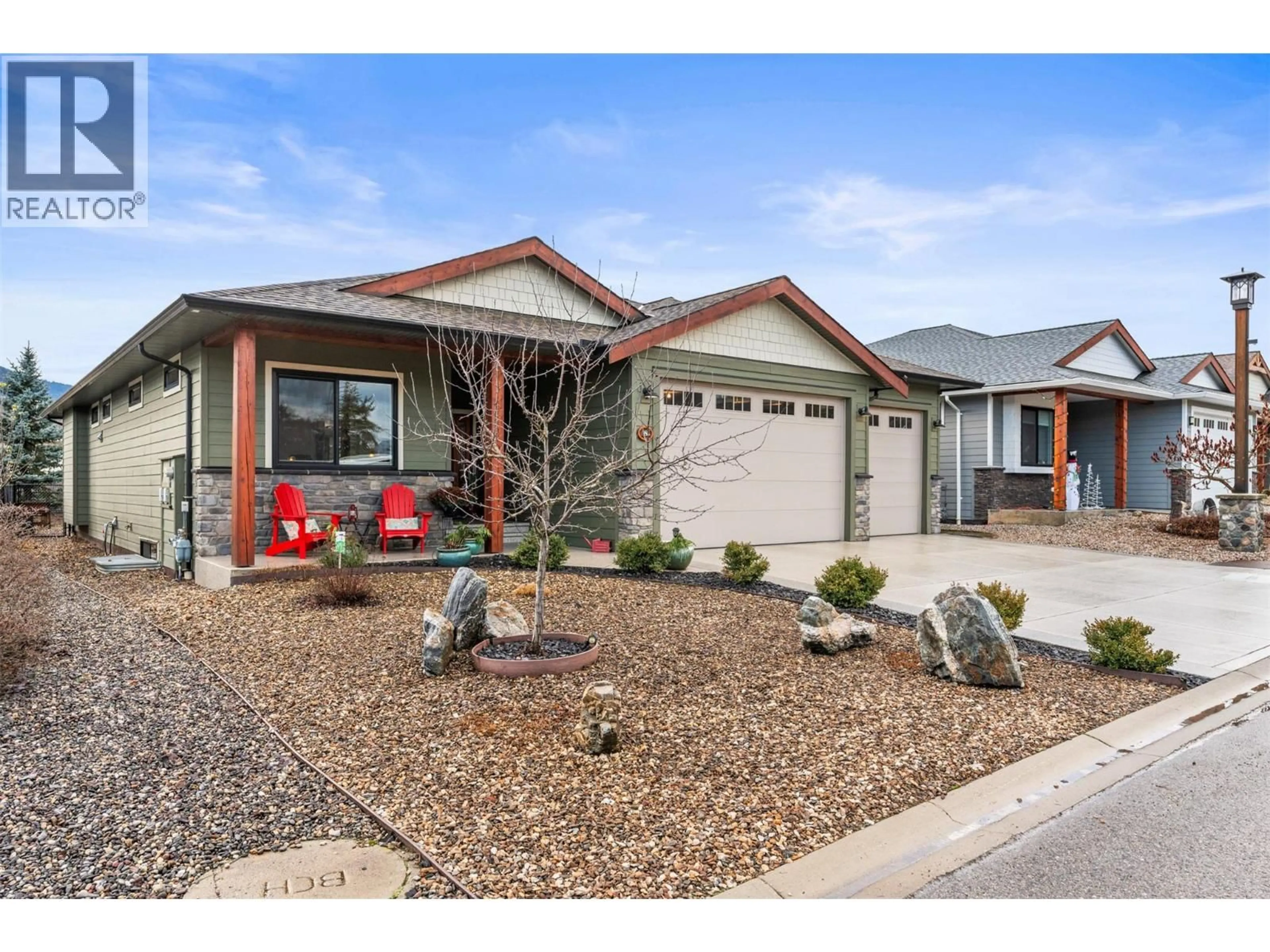 Home with vinyl exterior material, street for 8 - 2444 YORK AVENUE, Armstrong British Columbia V4Y0Y3