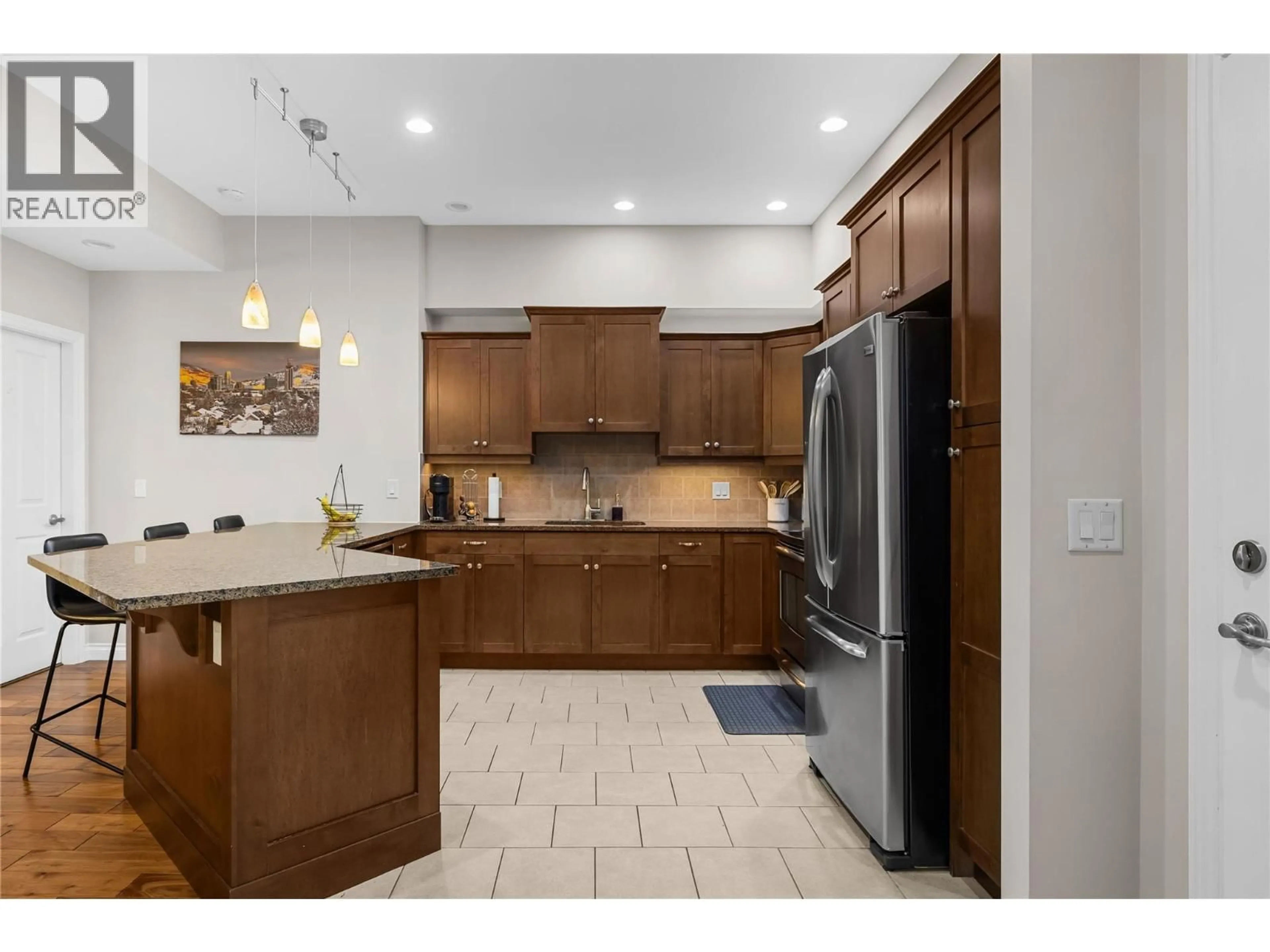 Open concept kitchen, ceramic/tile floor for 3411 - 3832 OLD OKANAGAN HIGHWAY, West Kelowna British Columbia V4T3G6