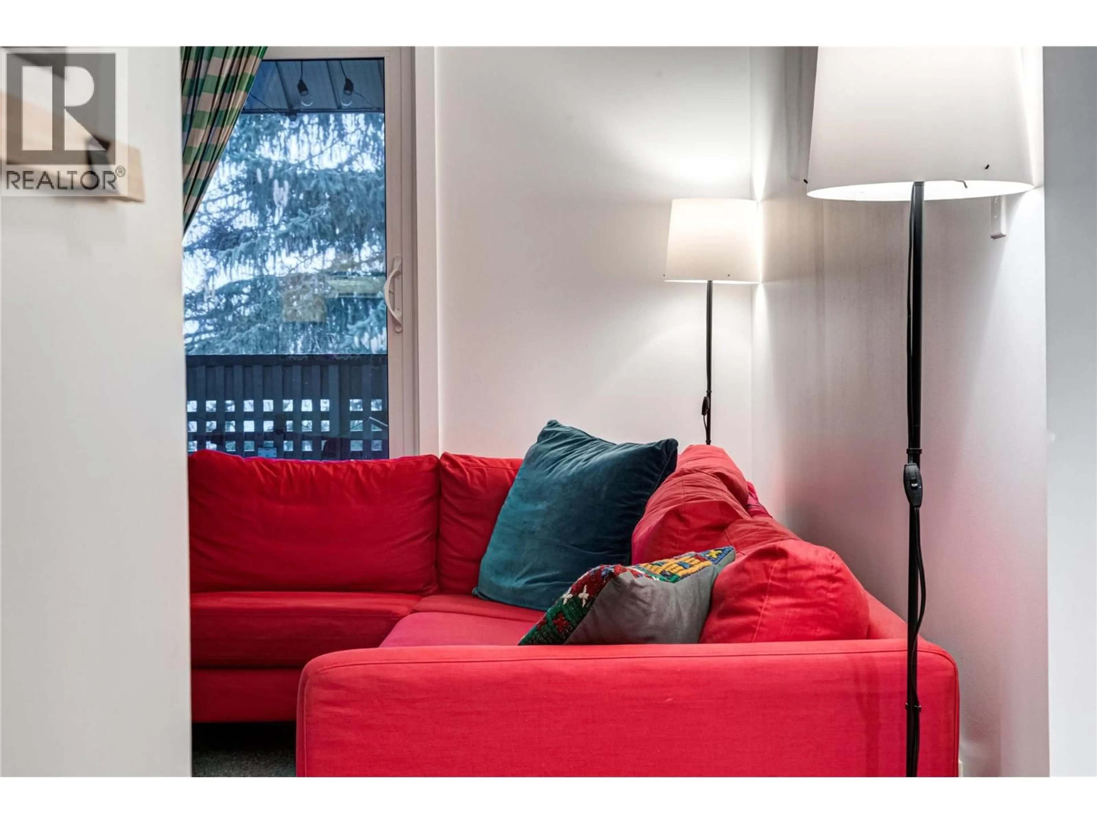 Living room with furniture, unknown for 201 - 775 BALMER CRESCENT, Elkford British Columbia V0B1H0