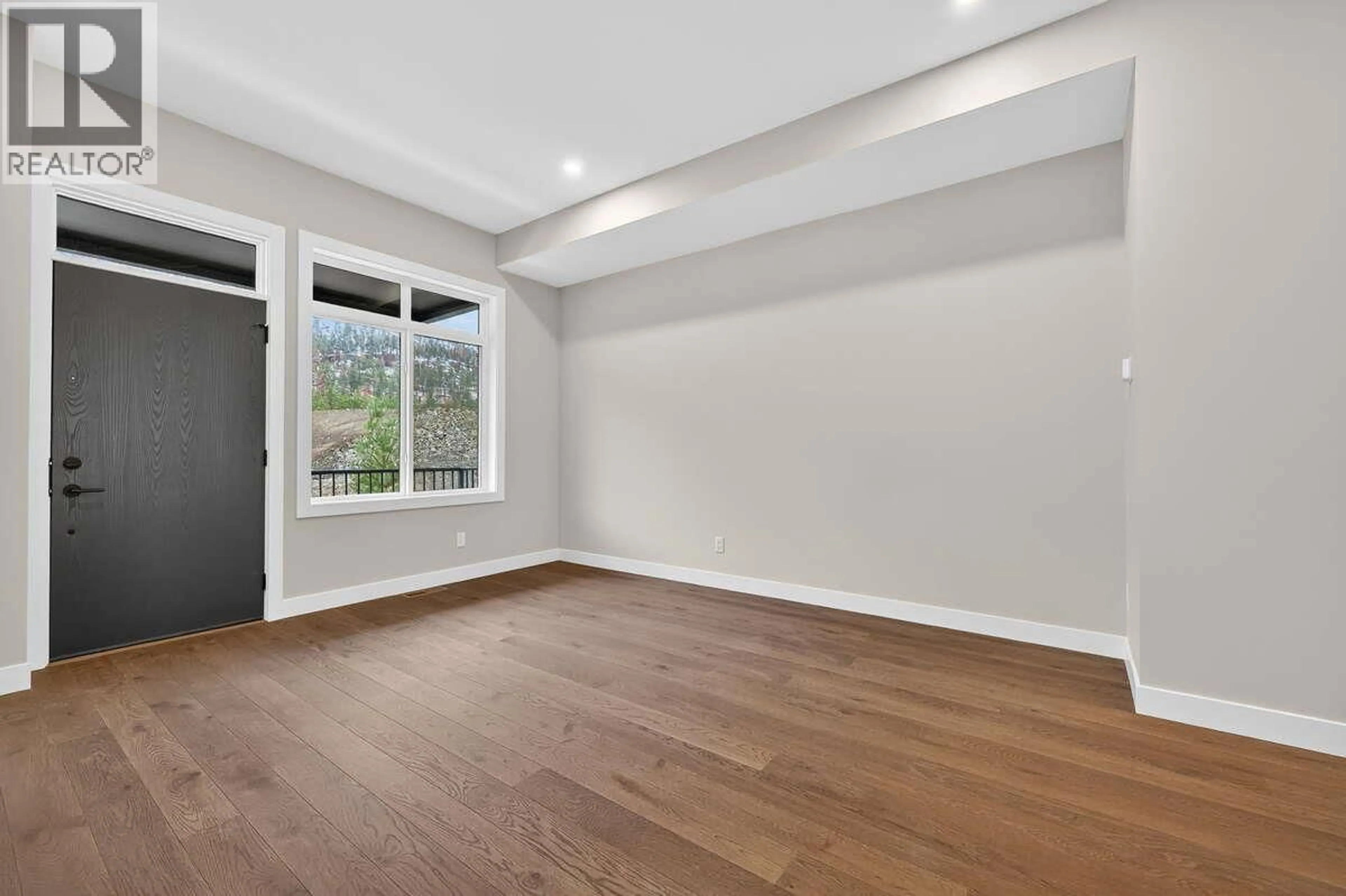 A pic of a room for 20 - 1550 UNION ROAD, Kelowna British Columbia V1V0G9