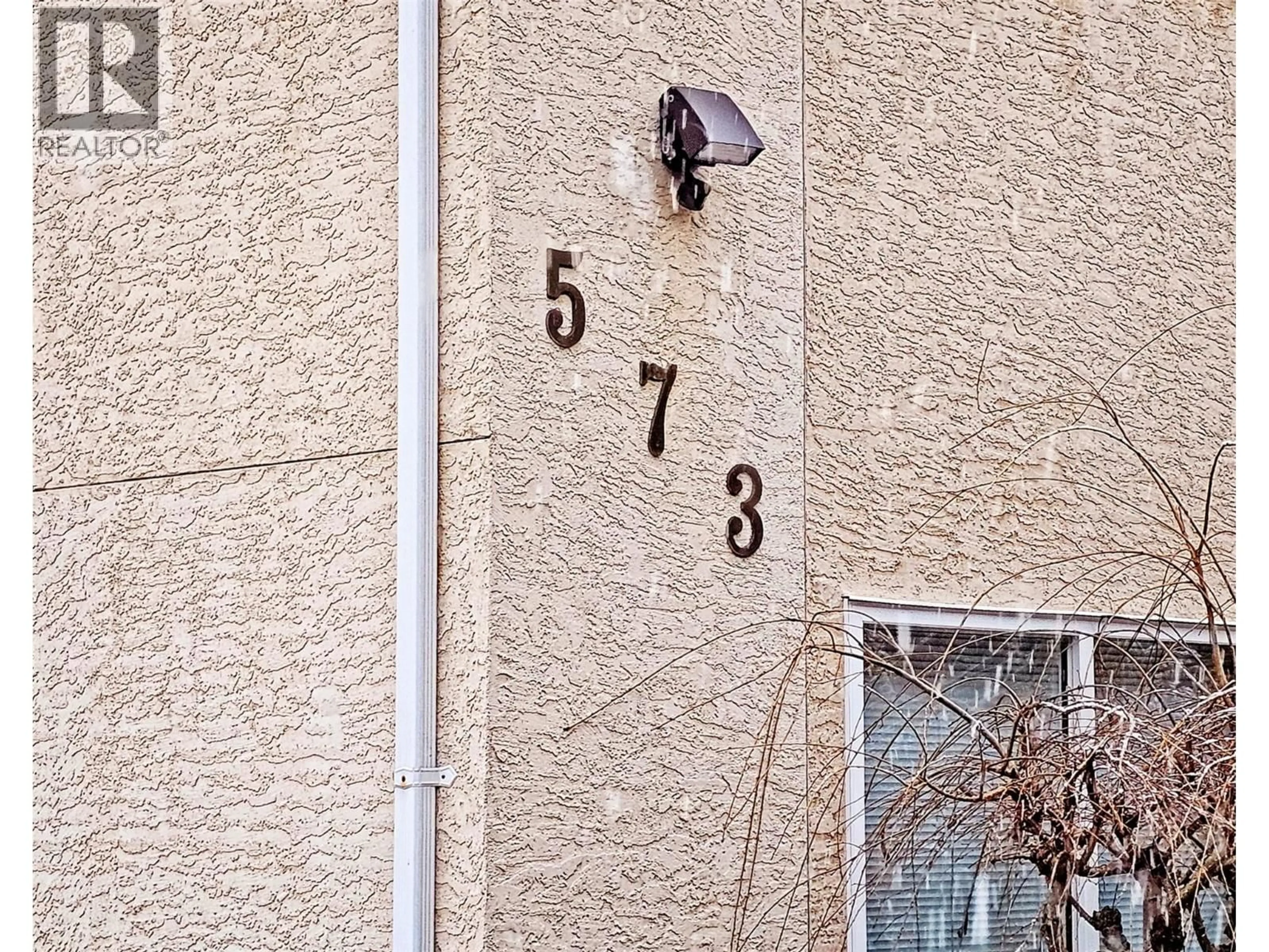 Unknown for 2 - 573 10TH AVENUE, Castlegar British Columbia V1N1K6