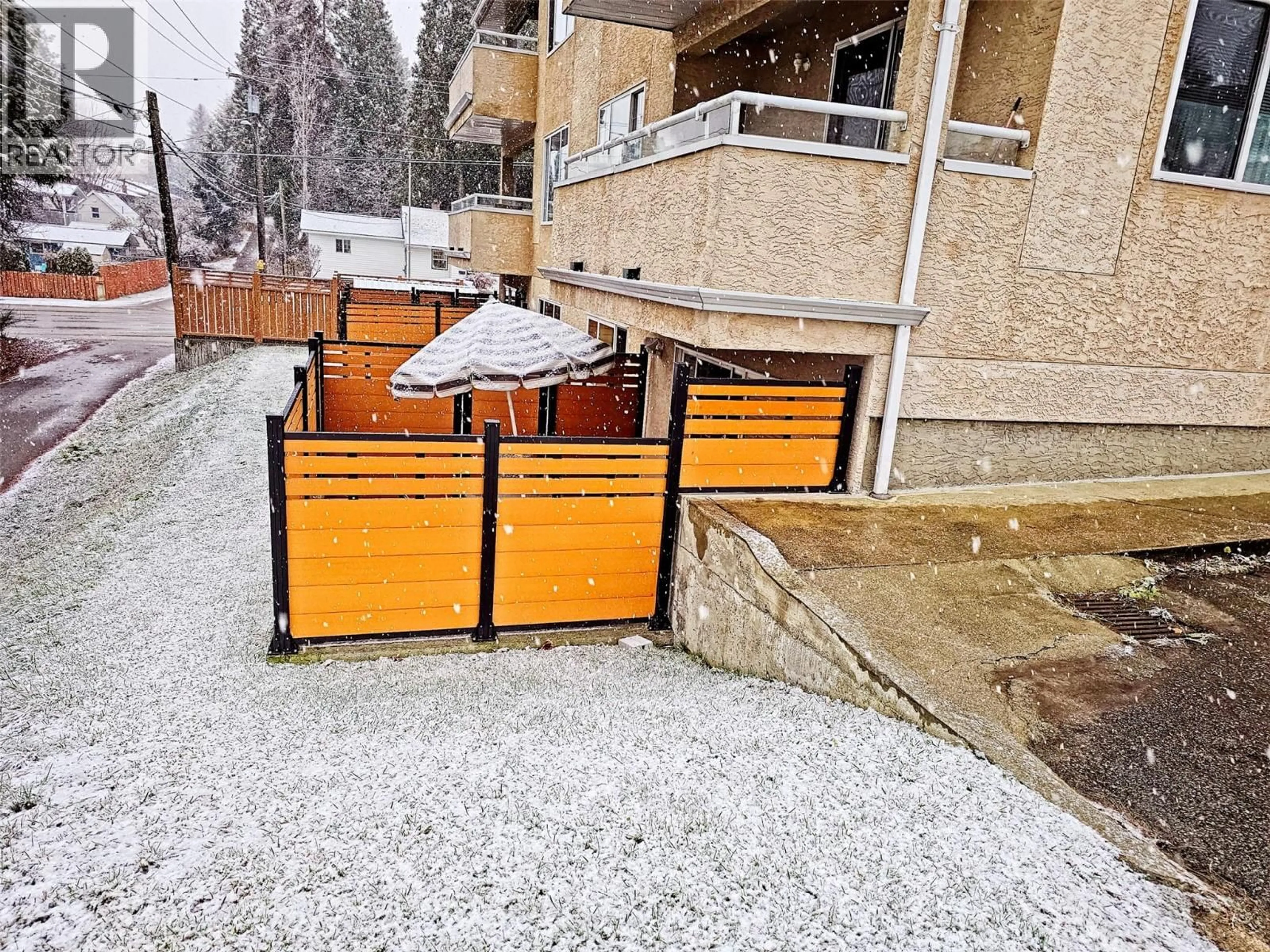 Unknown for 2 - 573 10TH AVENUE, Castlegar British Columbia V1N1K6