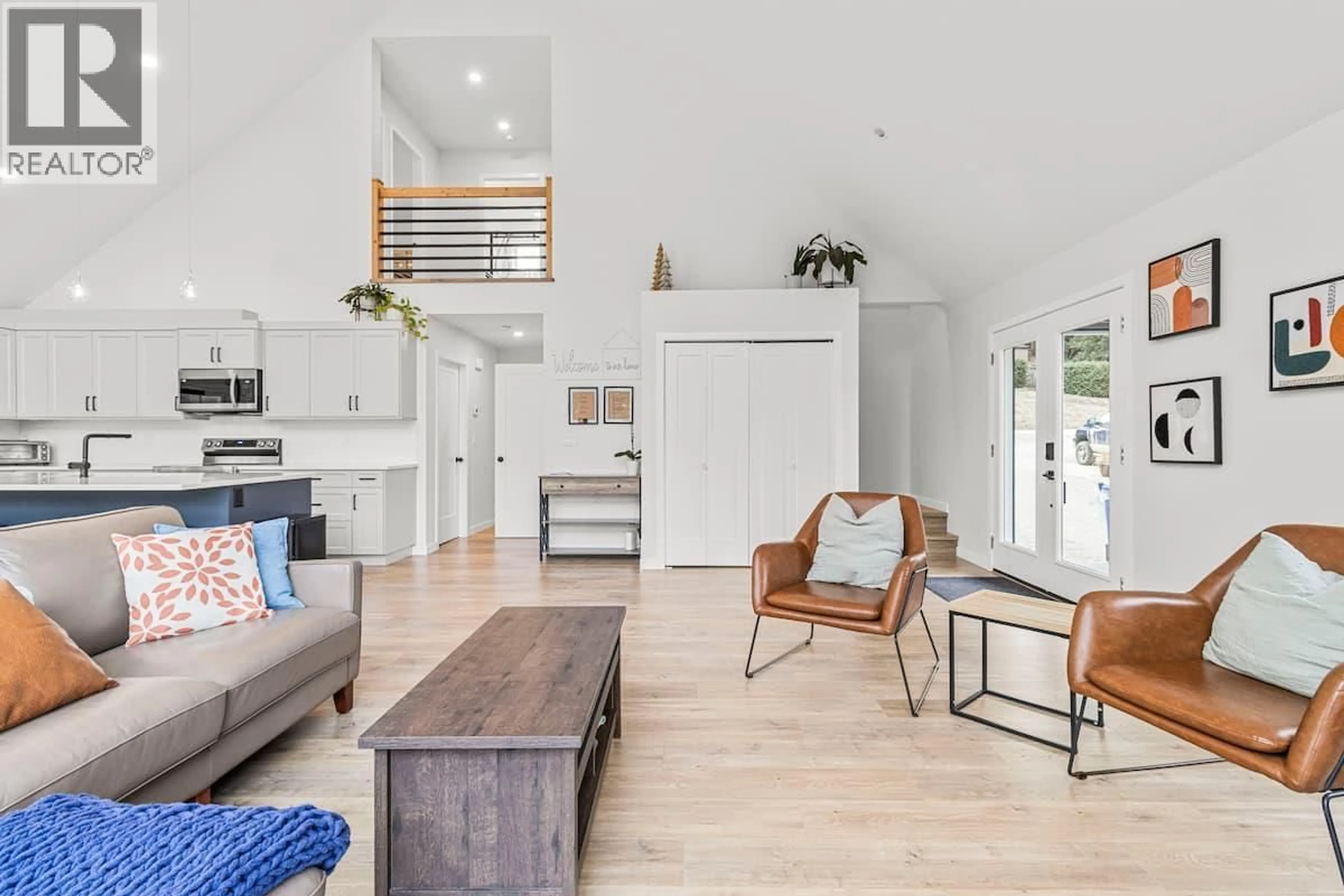 Unknown for 3040 CEDAR DRIVE, Blind Bay British Columbia V0E2W2