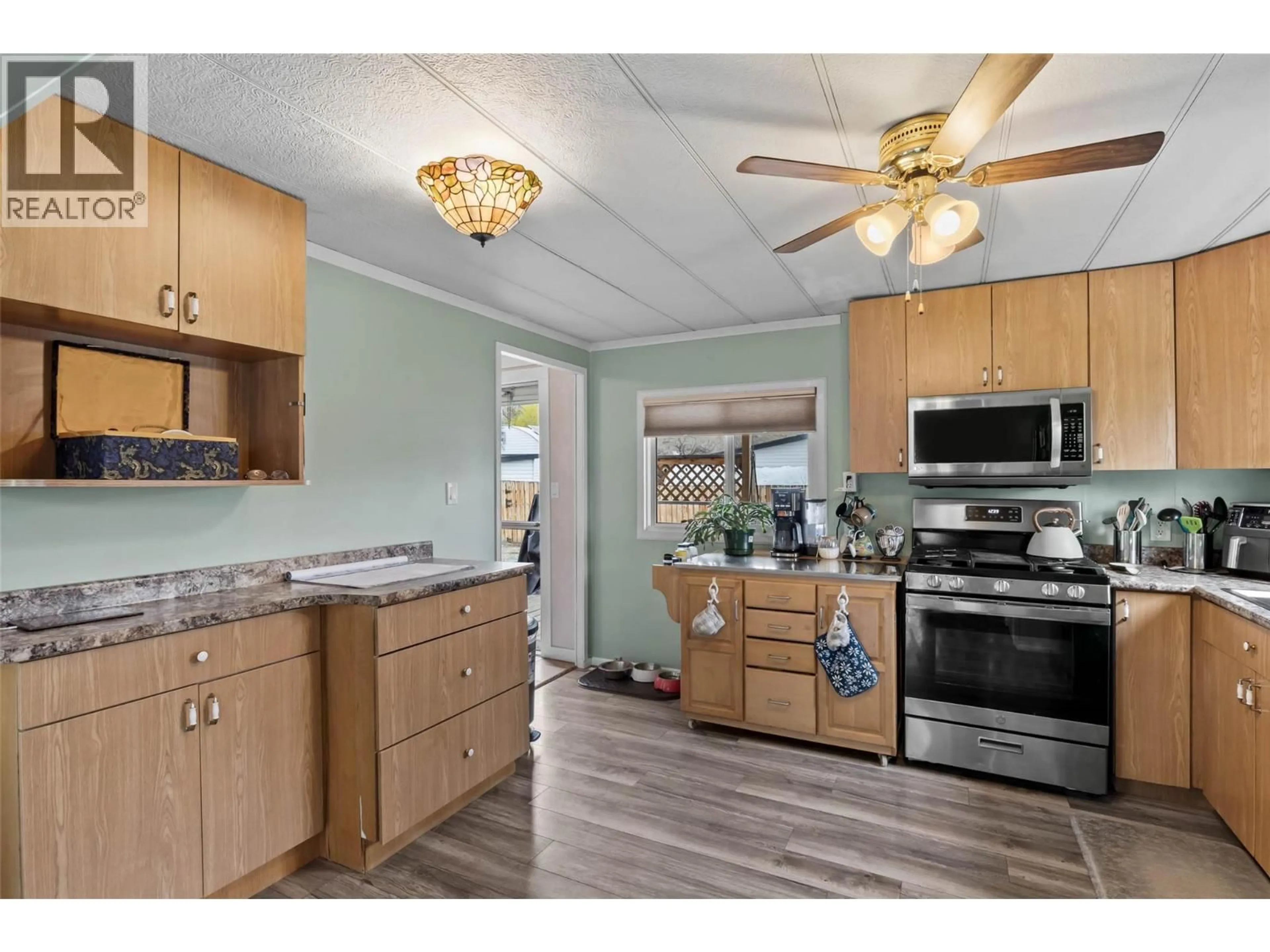 Open concept kitchen, unknown for 4945 ANKER ROAD, Pritchard British Columbia V0E2P0