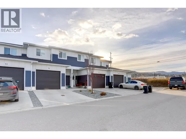 14 - 1999 15 AVENUE, Vernon 3