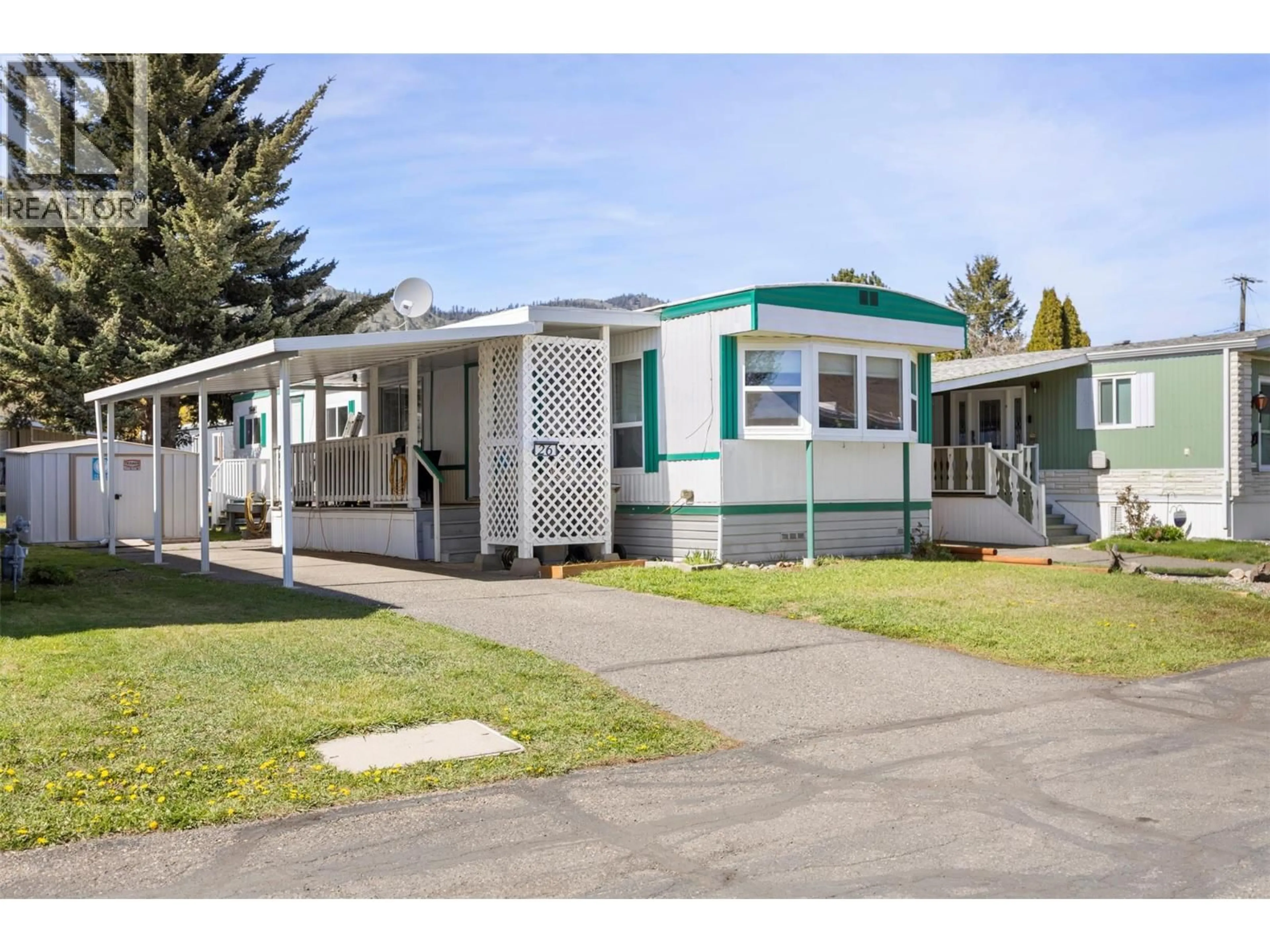 Home with vinyl exterior material, street for 26 - 2400 OAKDALE WAY, Kamloops British Columbia v2b6w6