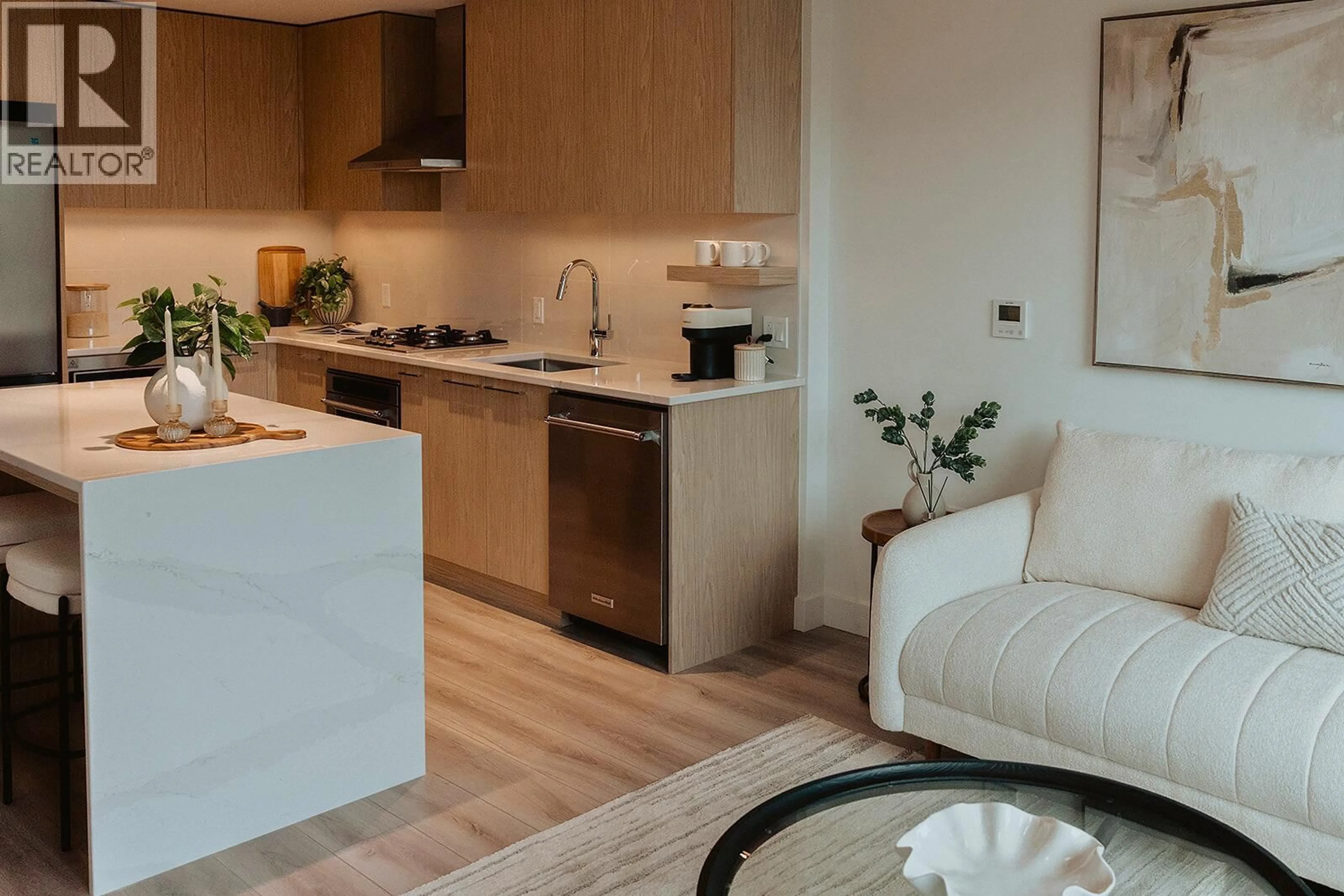 Open concept kitchen, unknown for 305 - 3051 ABBOTT STREET, Kelowna British Columbia V1Y0P1