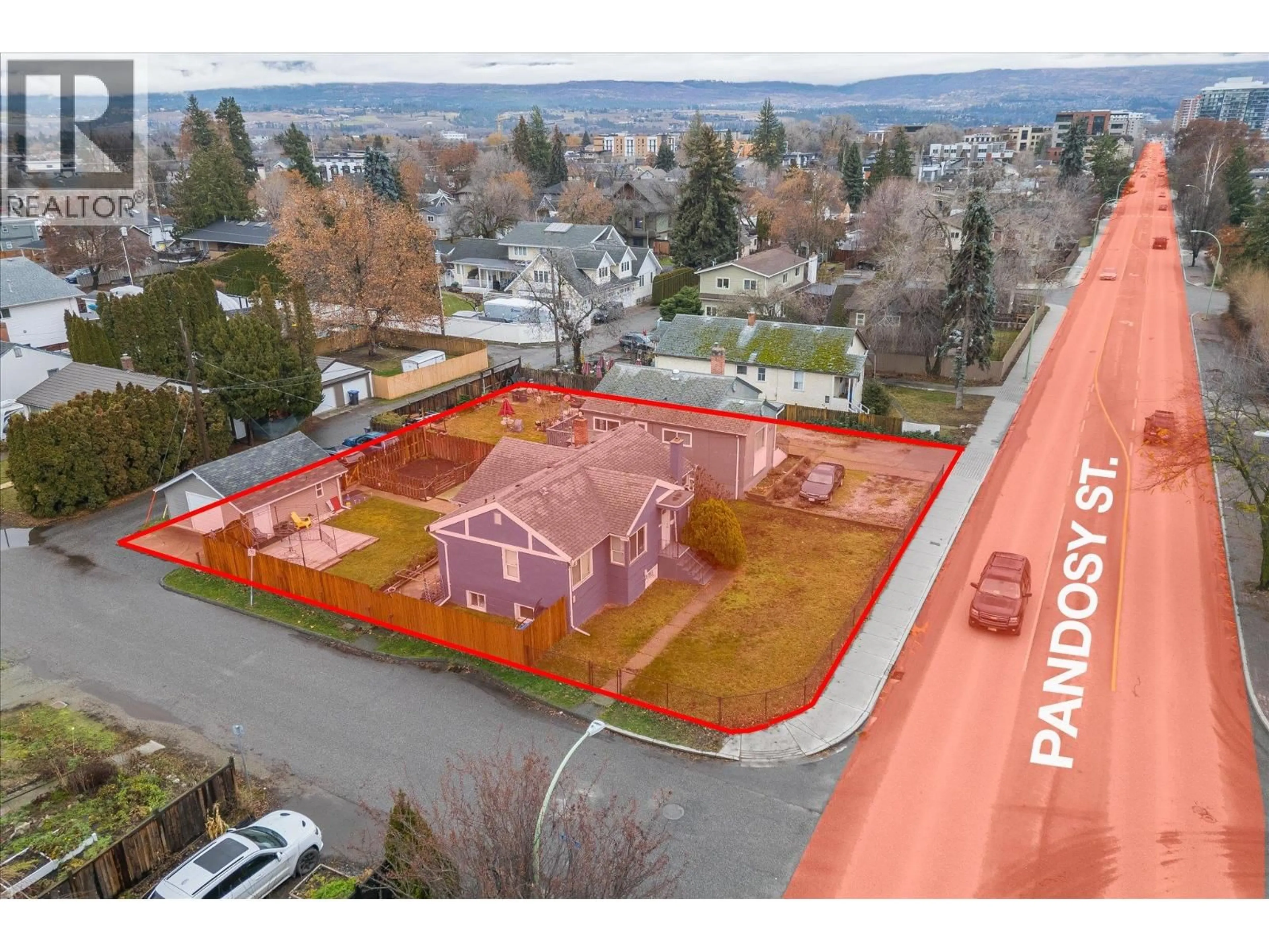 A pic from outside/outdoor area/front of a property/back of a property/a pic from drone, street for 2405 PANDOSY STREET, Kelowna British Columbia V1Y1T7