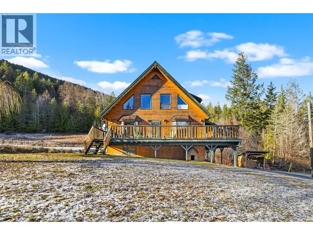 2033 SMITH ROAD, Creston 2