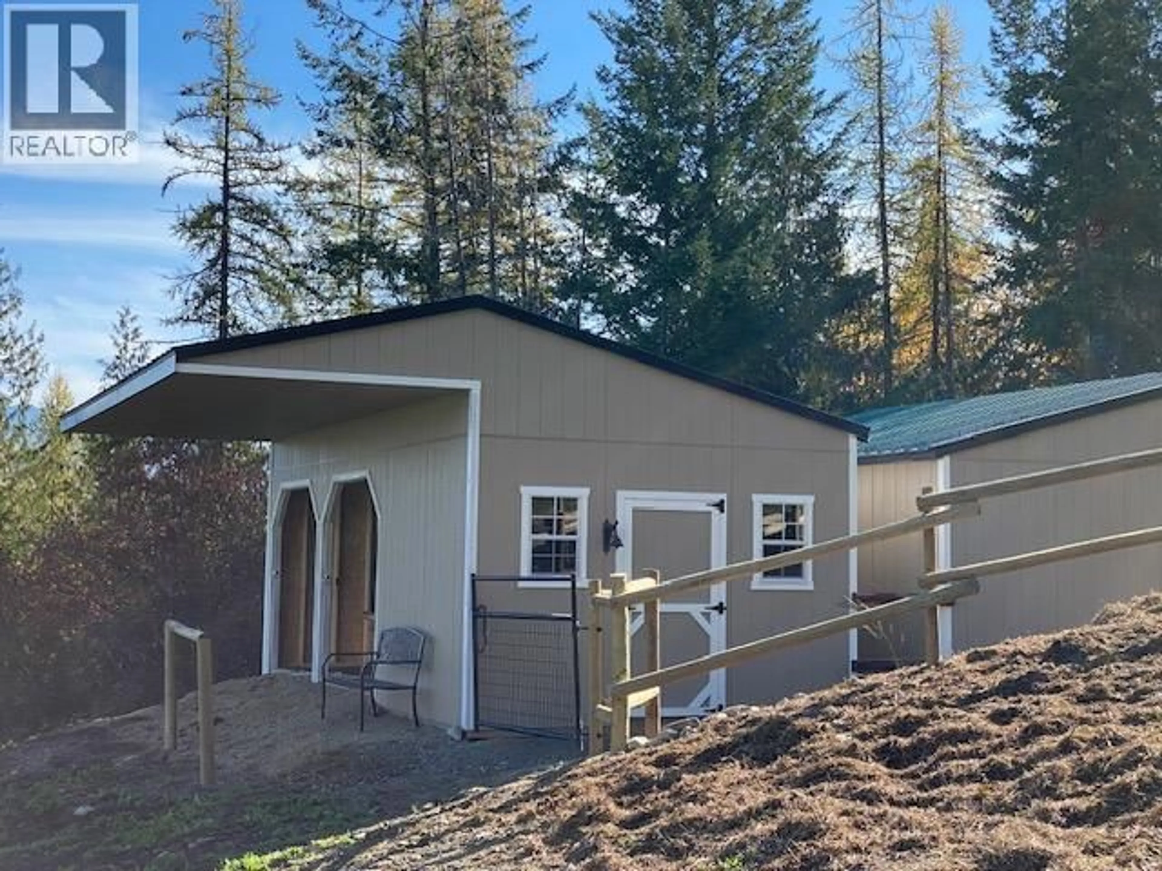 Shed for 2033 SMITH ROAD, Creston British Columbia V0B1G7