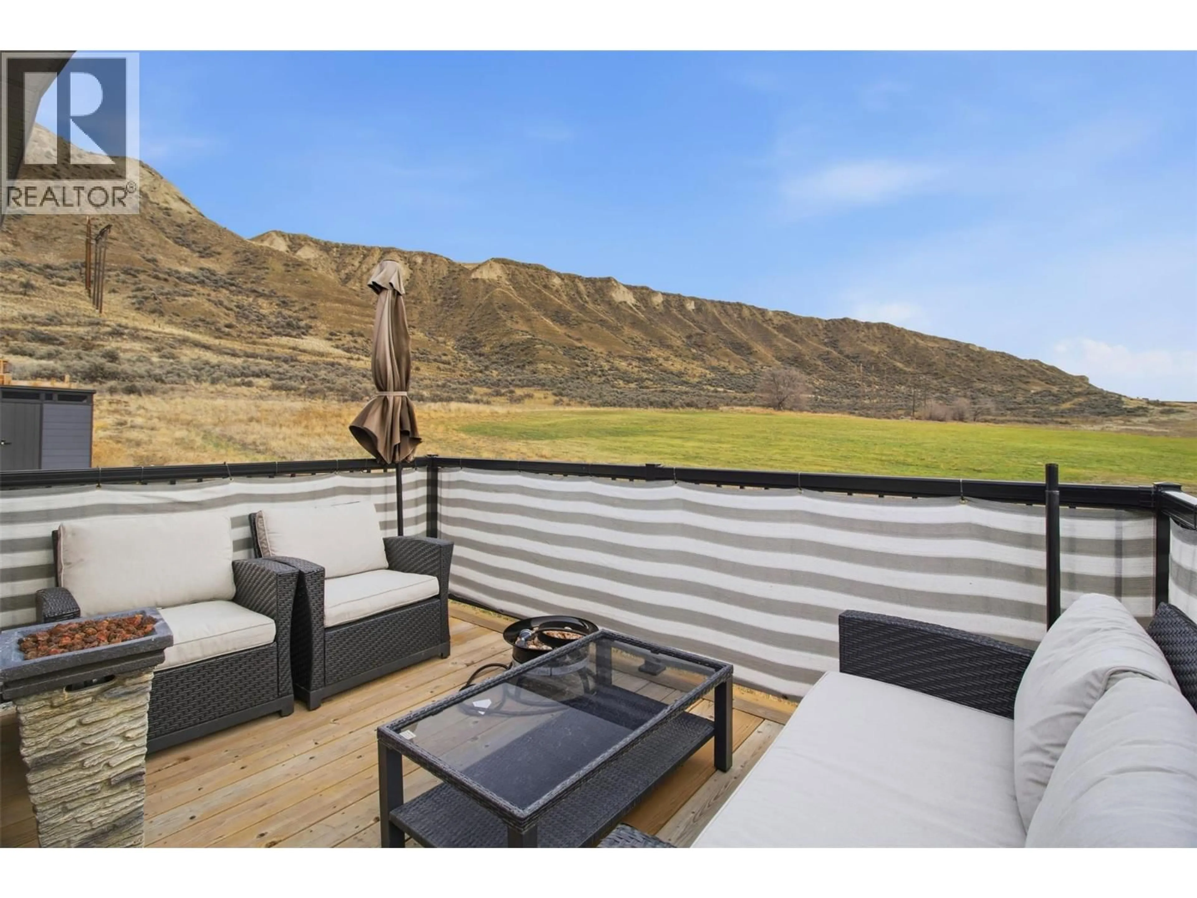 Patio, mountain view for 17 - 712 EAST SHUSWAP ROAD, Kamloops British Columbia V2H0C8