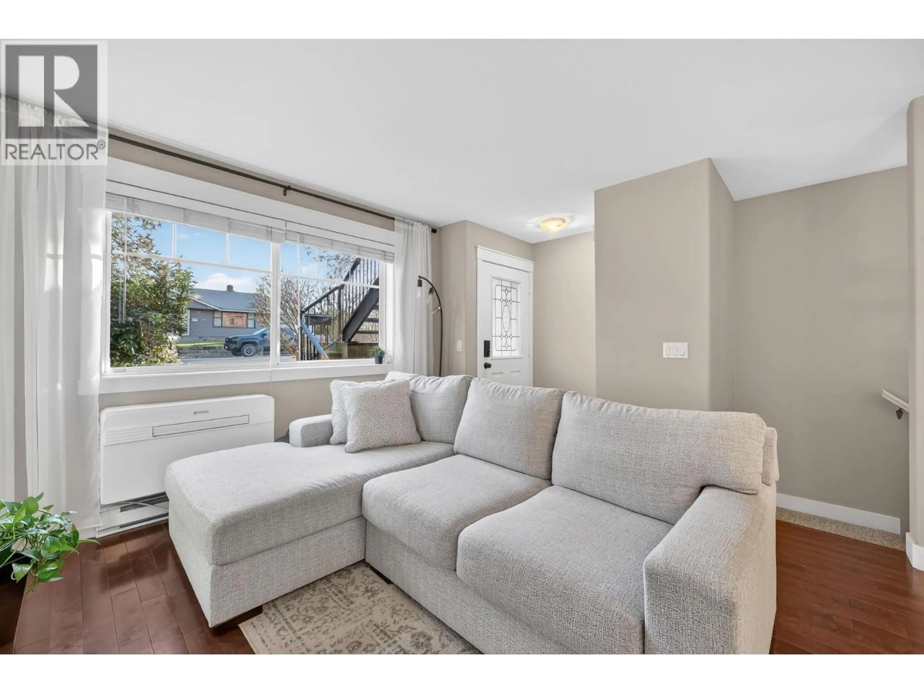 Living room with furniture, unknown for 109 - 1390 DILWORTH CRESCENT, Kelowna British Columbia V1Y4M5