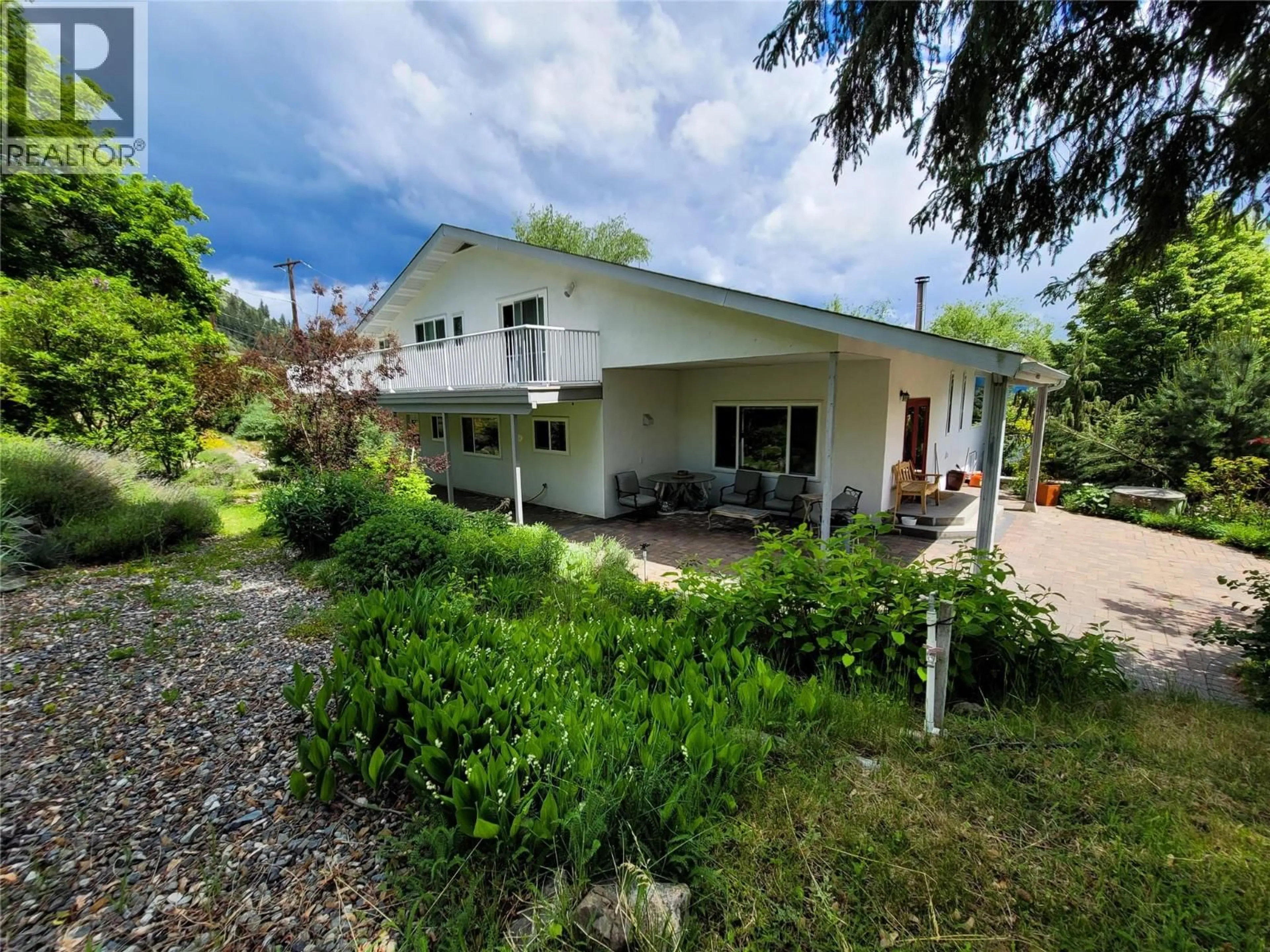 A pic from outside/outdoor area/front of a property/back of a property/a pic from drone, unknown for 5855 SPENCER ROAD, Grand Forks British Columbia V0H1H5