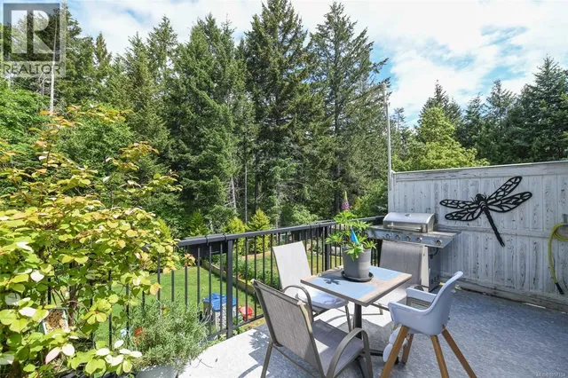 2126 CYPRESS ROAD, Comox 5