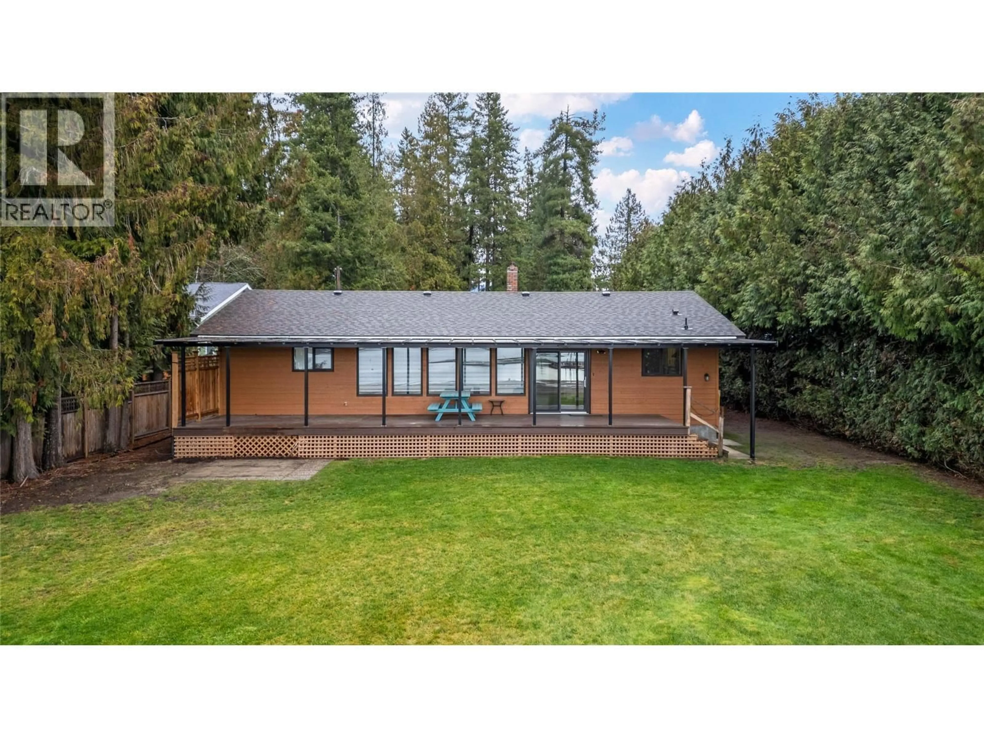 A pic from outside/outdoor area/front of a property/back of a property/a pic from drone, unknown for 401 97A HIGHWAY, Sicamous British Columbia V0E2V1