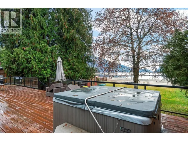 405 97A HIGHWAY, Sicamous 5